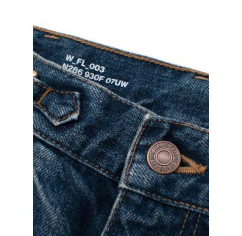 Margaret Jeans mit Kettendetails von Celine in Mid-Wash - Größe 25 im Angebot 2