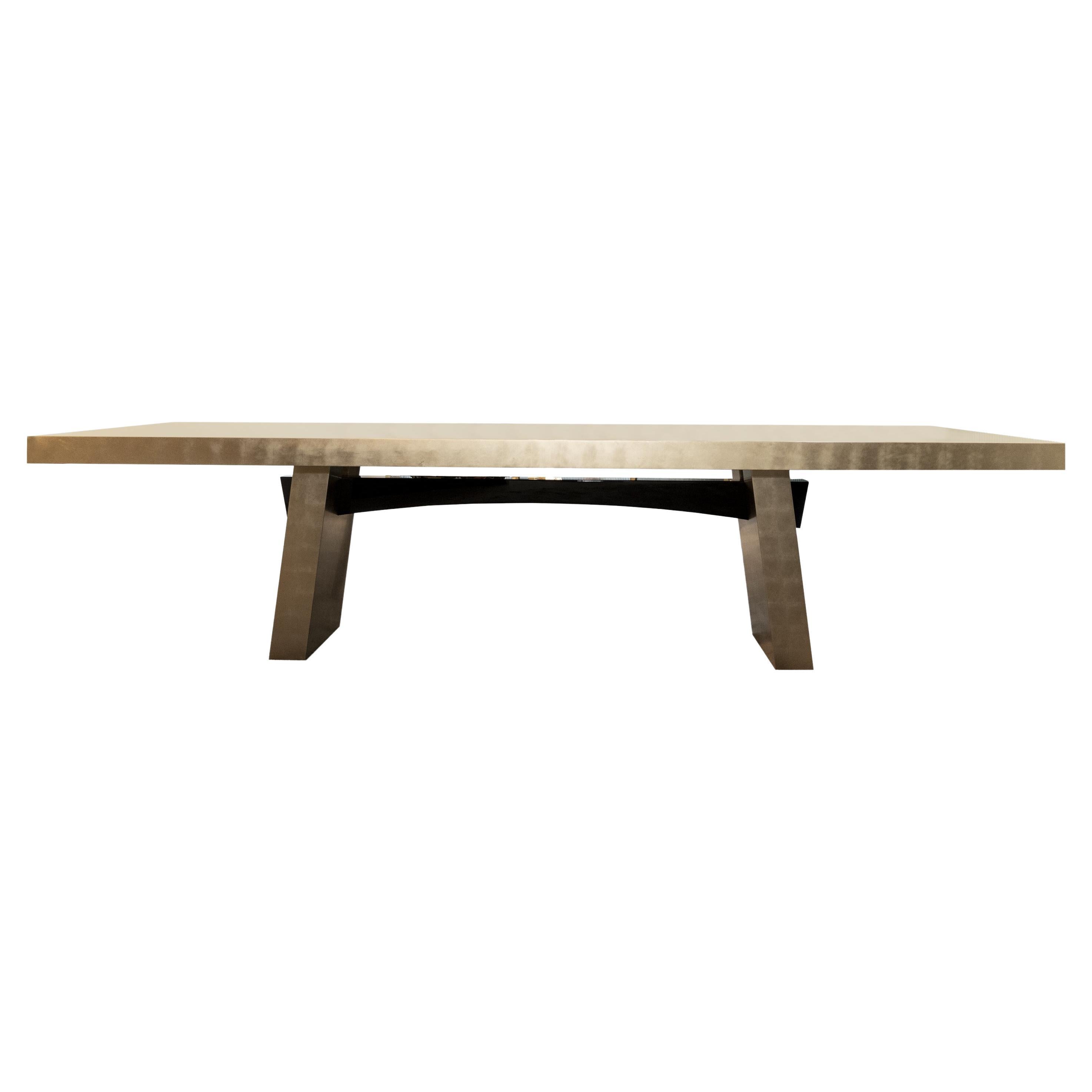 Mesa de comedor con vigas Midas 320 en pan de oro y laca brillante Ombra by Casa Casati