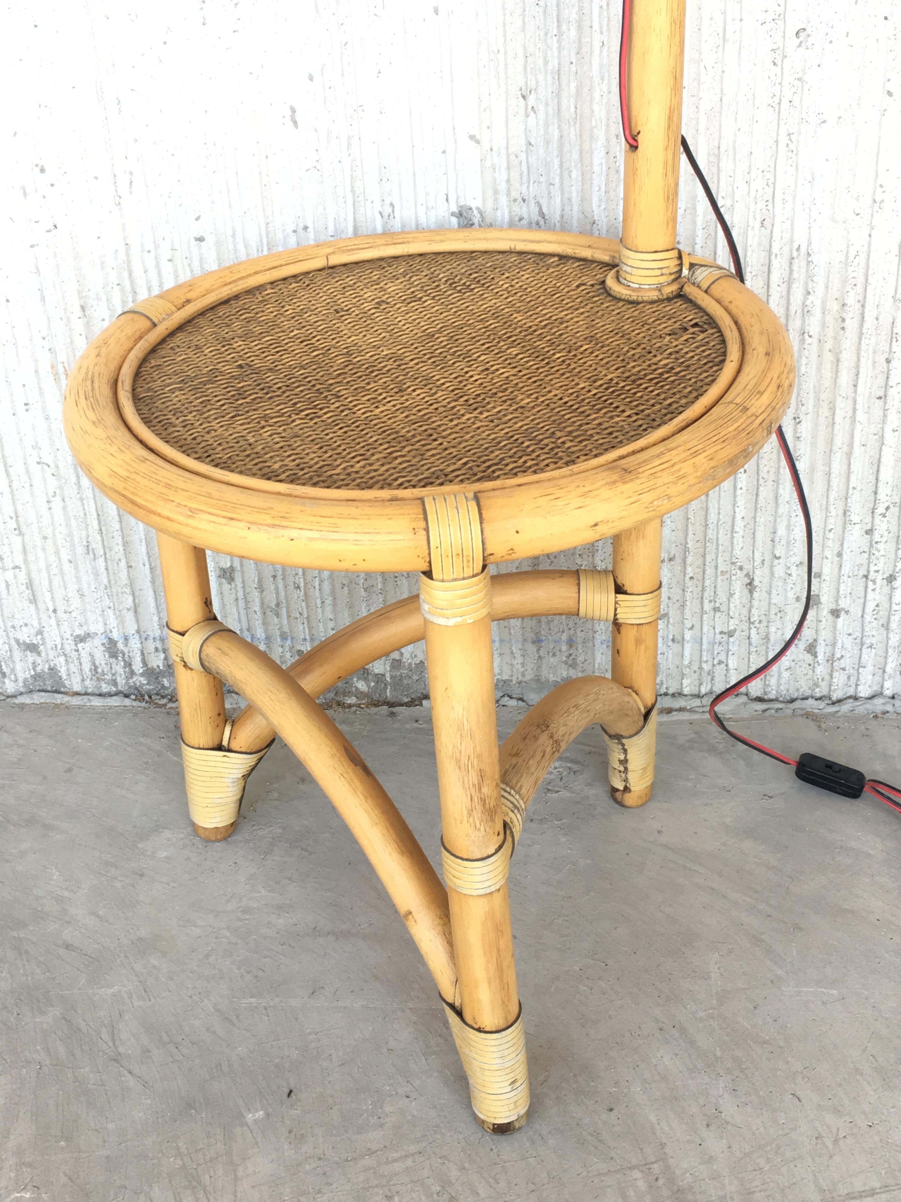 Midcentrury Bamboo and Wicker Floor Lamp with Table In Good Condition In Miami, FL