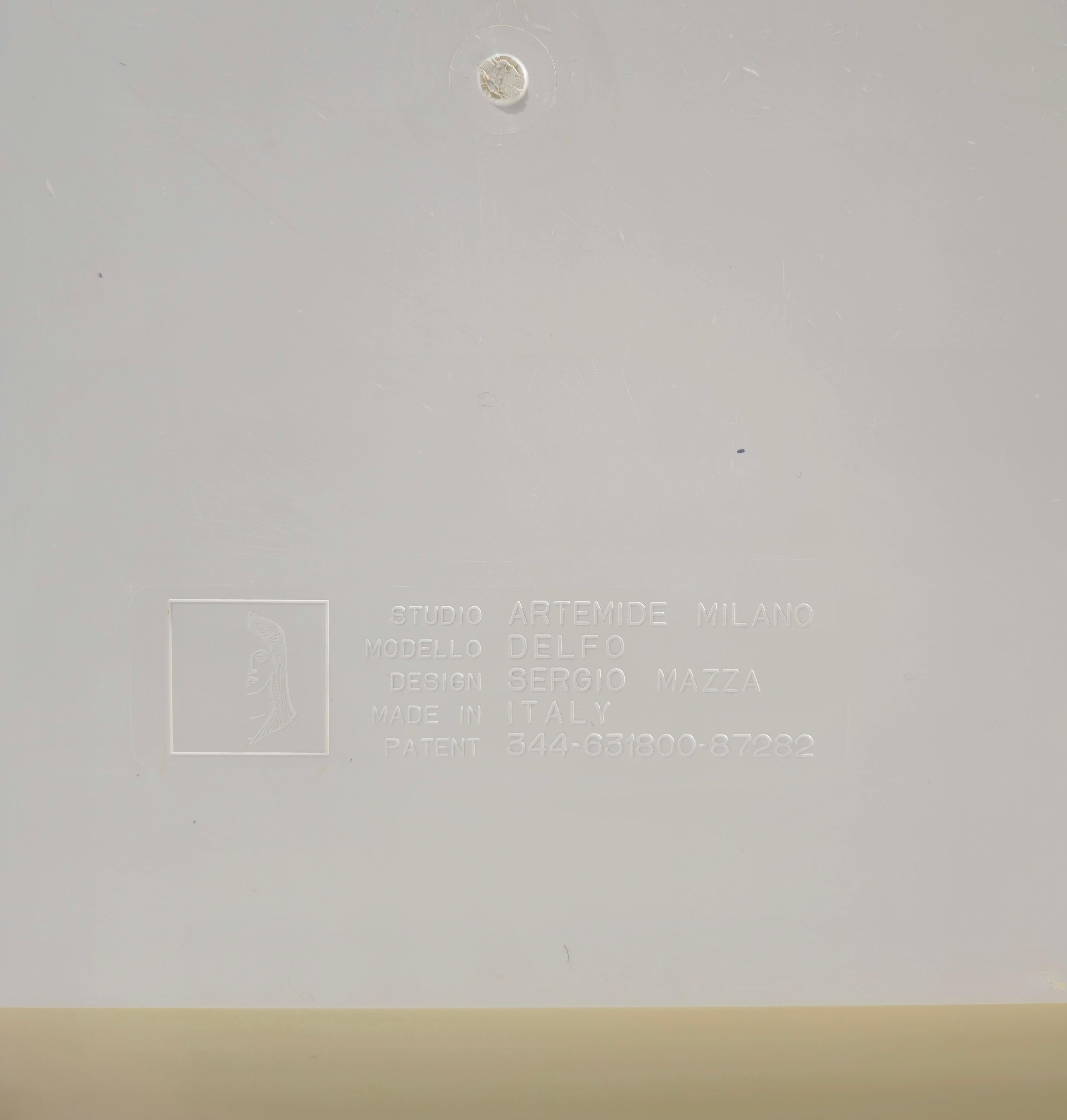MidCenturi Artemide Mod Delfo Espejo de Sergio Mazza en Plástico Diseño Italia años 60 Moderno de mediados de siglo en venta