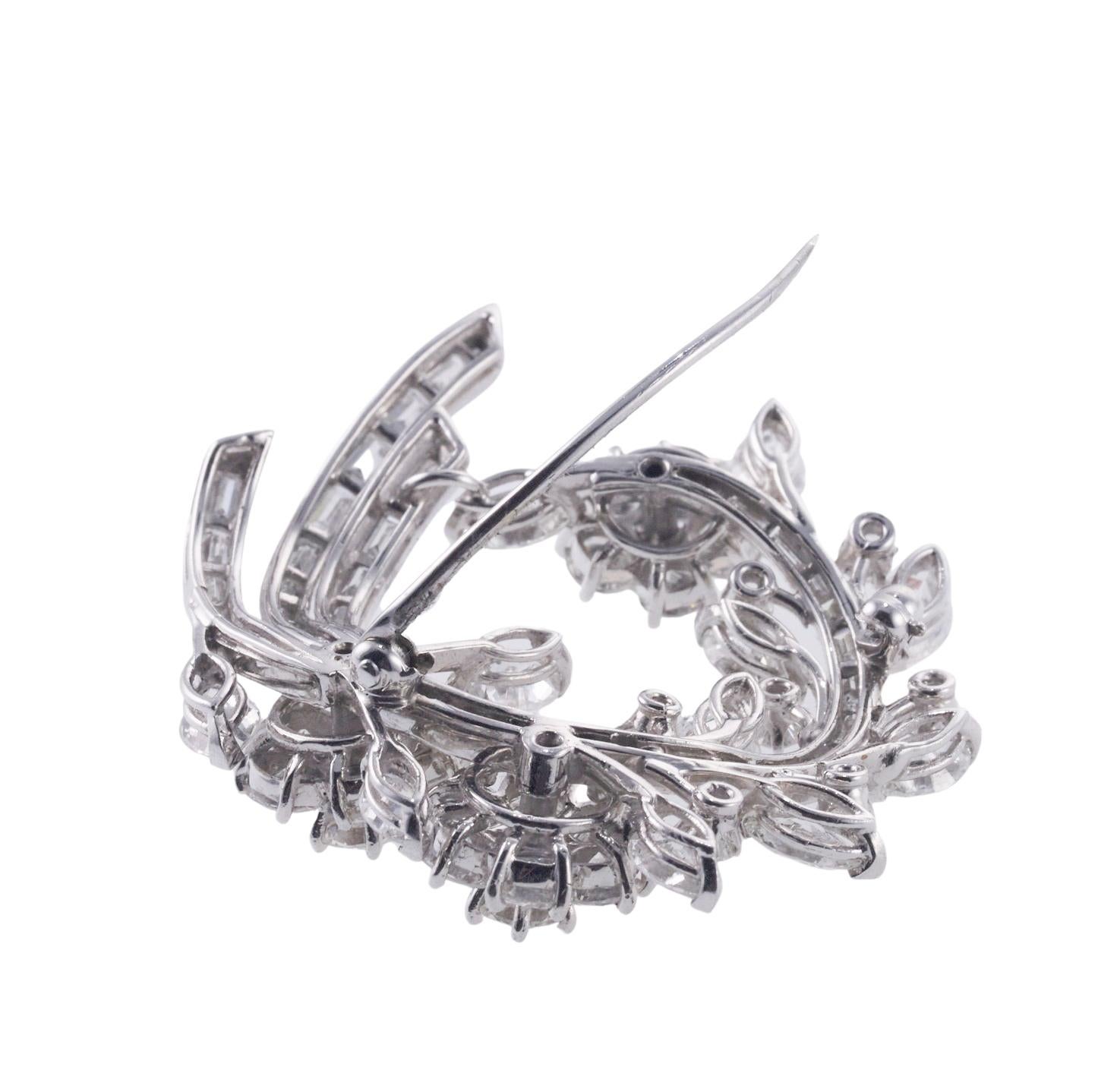 Women's Midcentury 10 Carat Diamond Platinum Brooch  For Sale