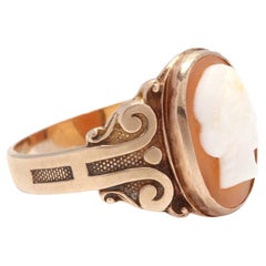 Midcentury 10 Karat Yellow Gold and Carved Cameo Ring