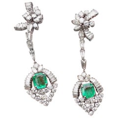 Midcentury 14 Karat Gold Estate Pair of 7 Carat VS Diamond Emerald Earrings