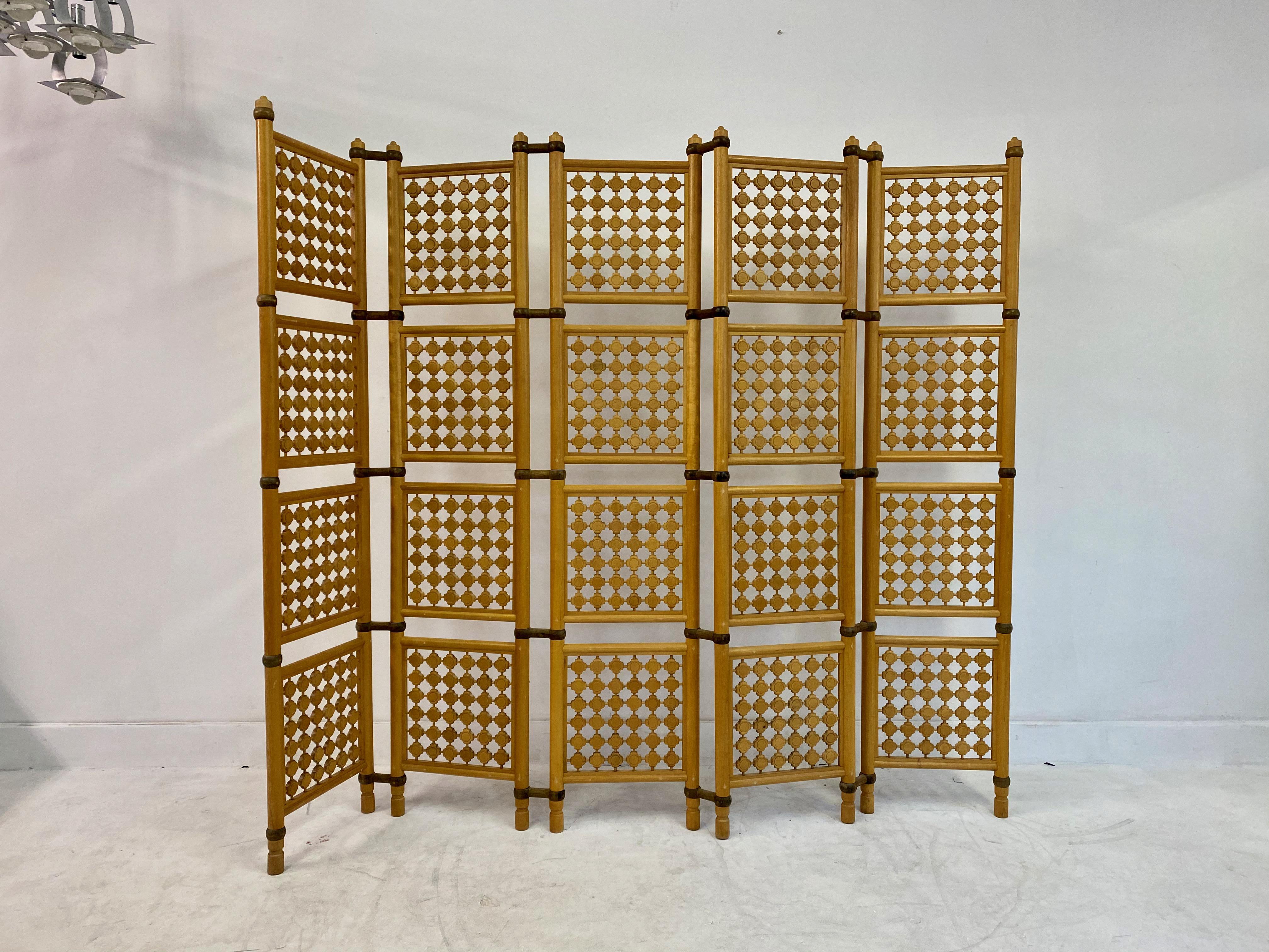 Midcentury 1940s Swedish Room Divider or Screen in Birch For Sale 4
