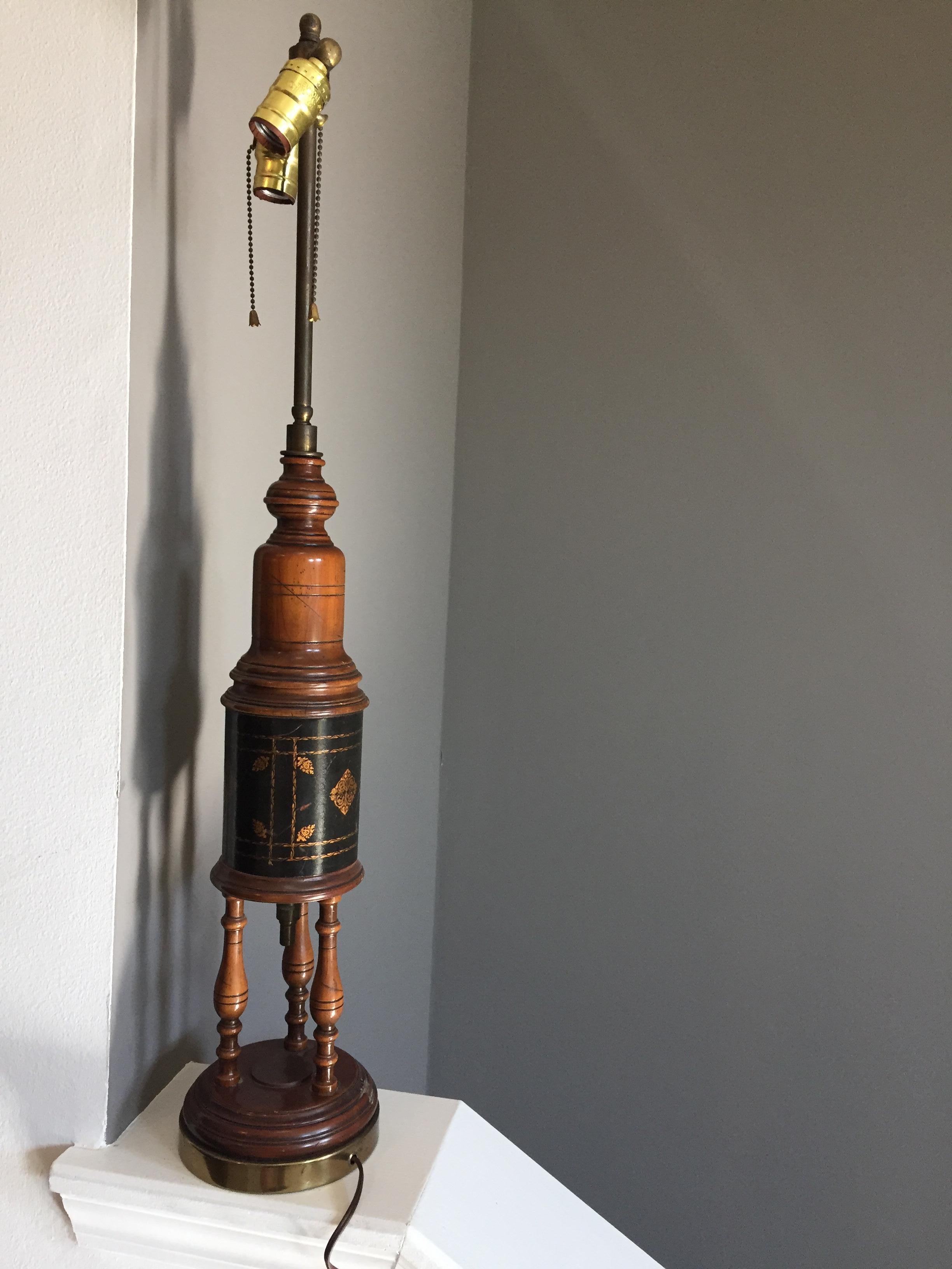 Midcentury 1950s Vintage Wood and Leather Column Table Lamp For Sale 2