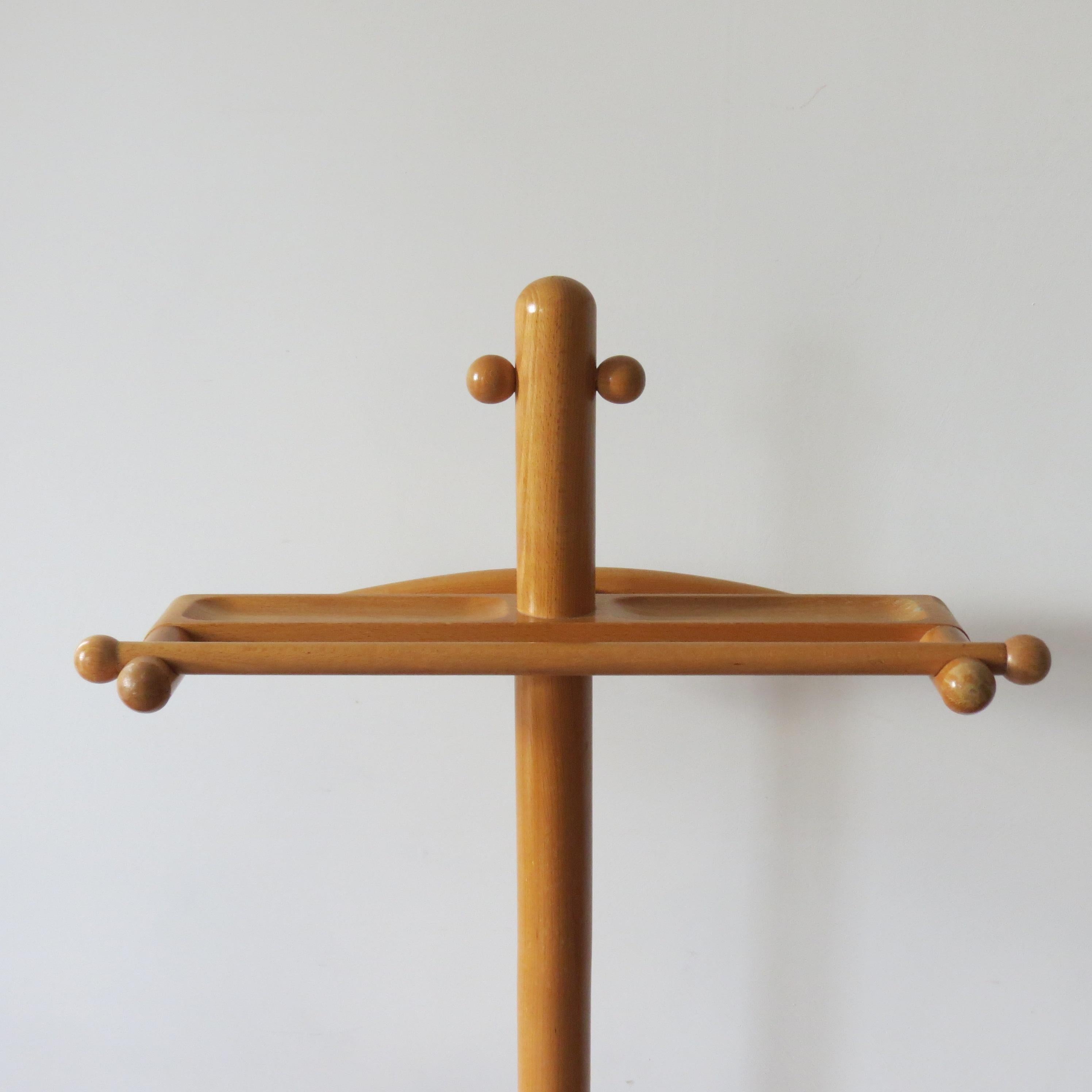 20th Century Midcentury 1960s Vintage Wooden Valet Clothes Stand Butler Stand