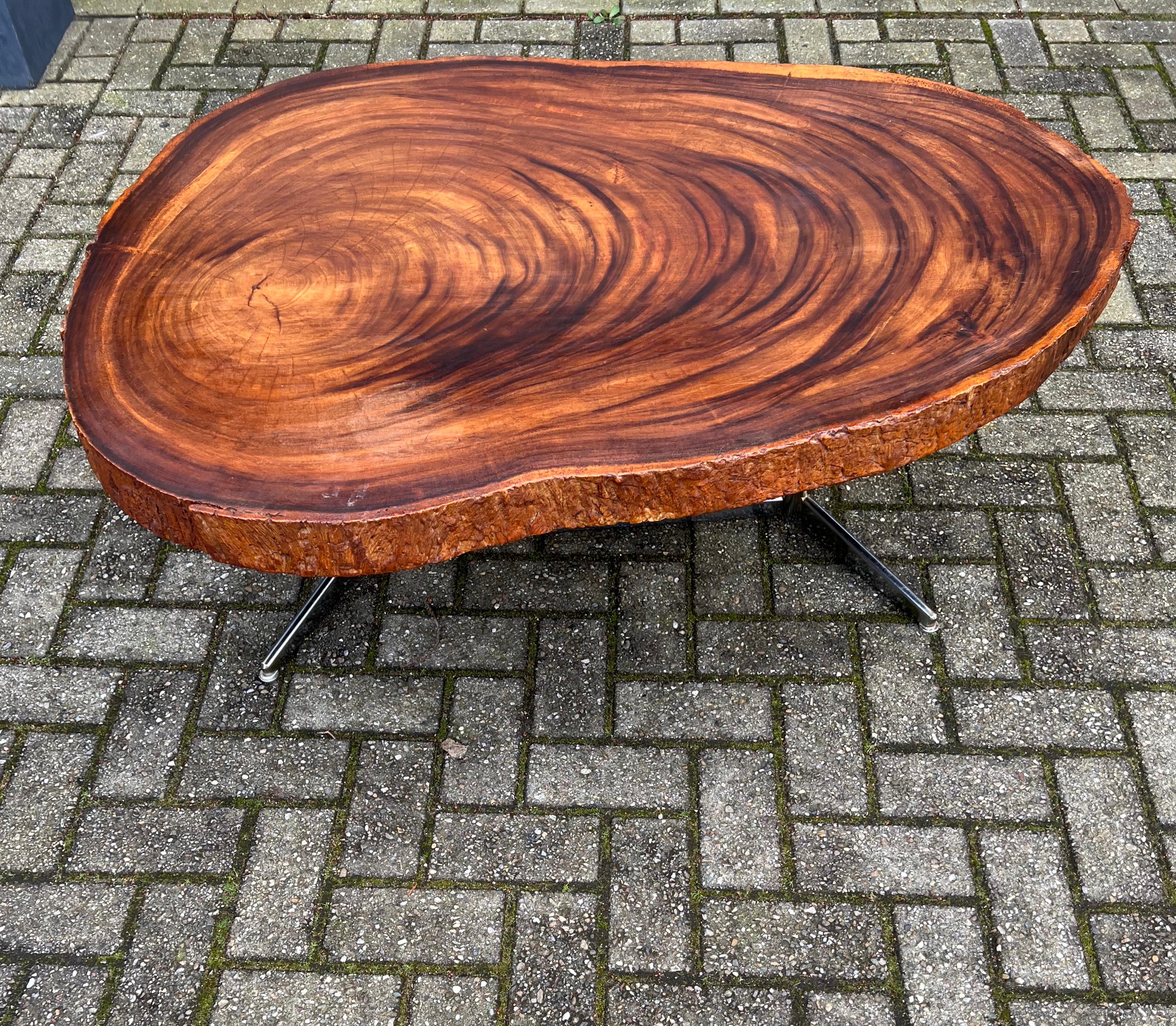Midcentury, 1970s Organically Stylish Walnut Wooden Tree Slab Top Coffee Table For Sale 7