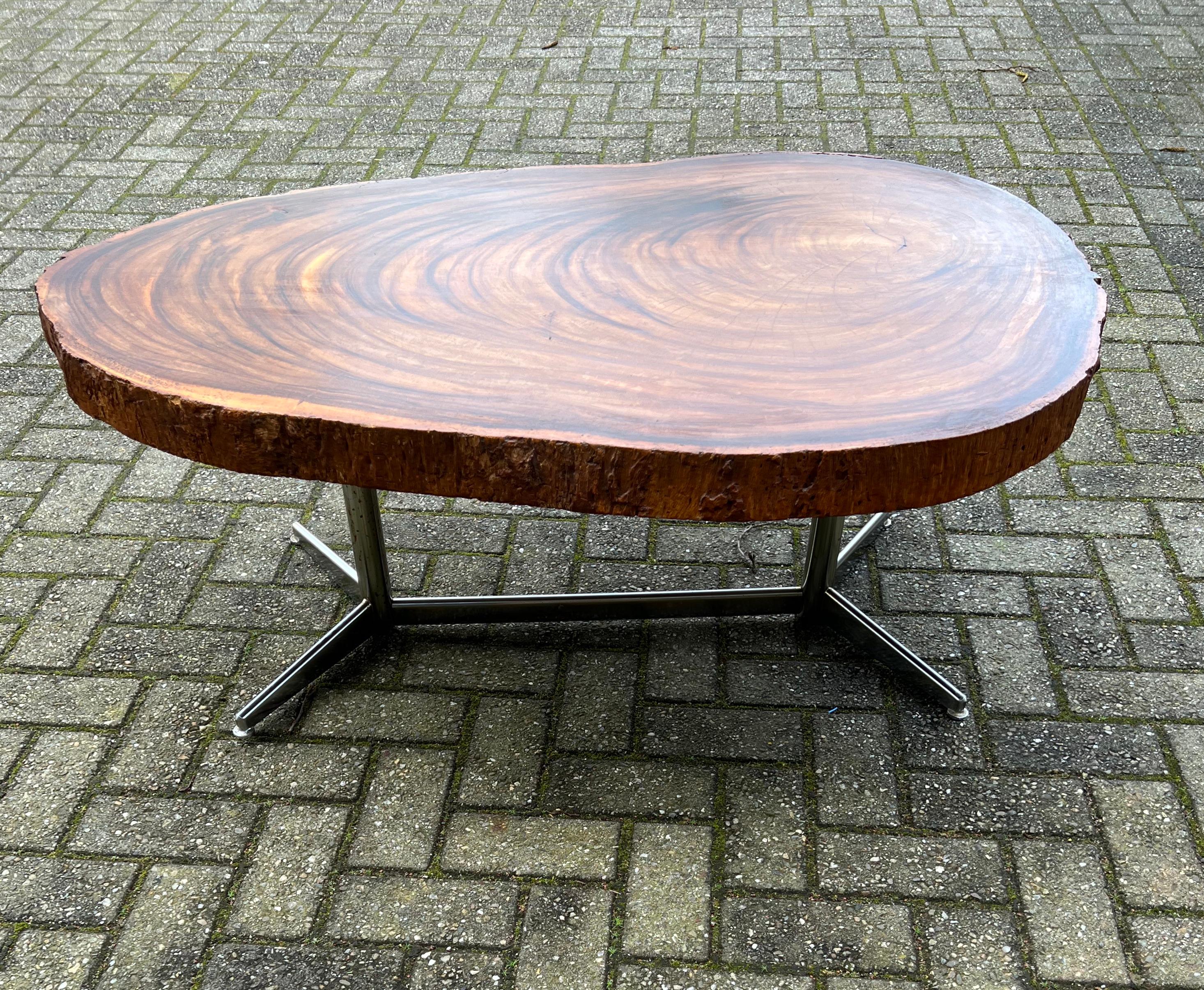 Midcentury, 1970s Organically Stylish Walnut Wooden Tree Slab Top Coffee Table For Sale 1