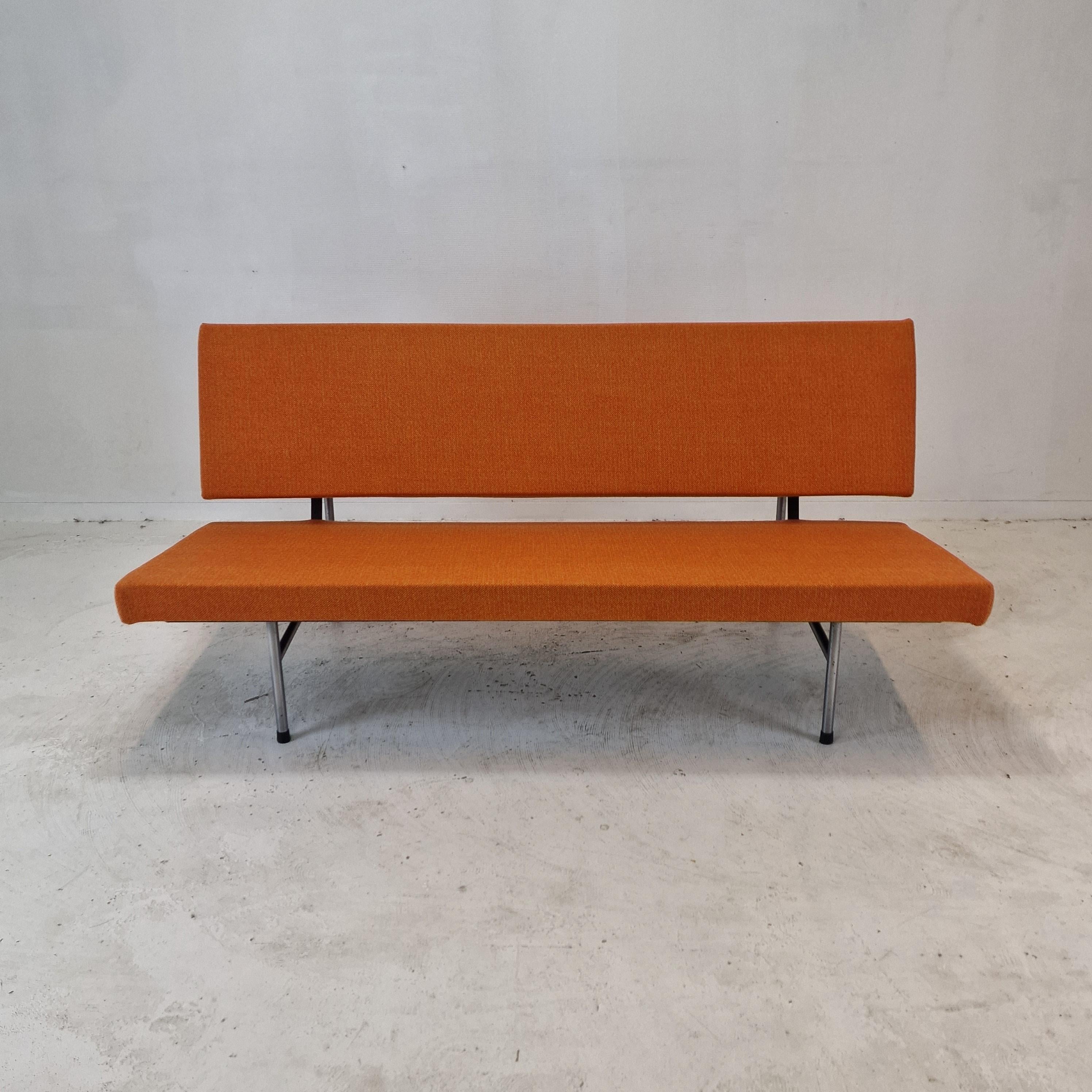Very nice 2 seat sofa designed by A.R. Cordemeyer. 
Manufactured by Gispen in the 1960s. 

Simple high quality metal structure with maximum comfort. 

Just restored with new foam and new high quality wool fabric, color orange. 

We work with