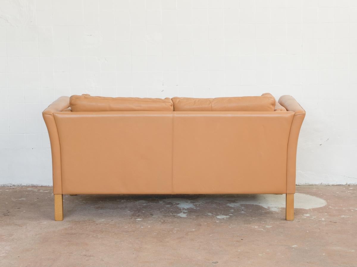 Midcentury 2-Seat Sofa in Leather by Mogens Hansen 3