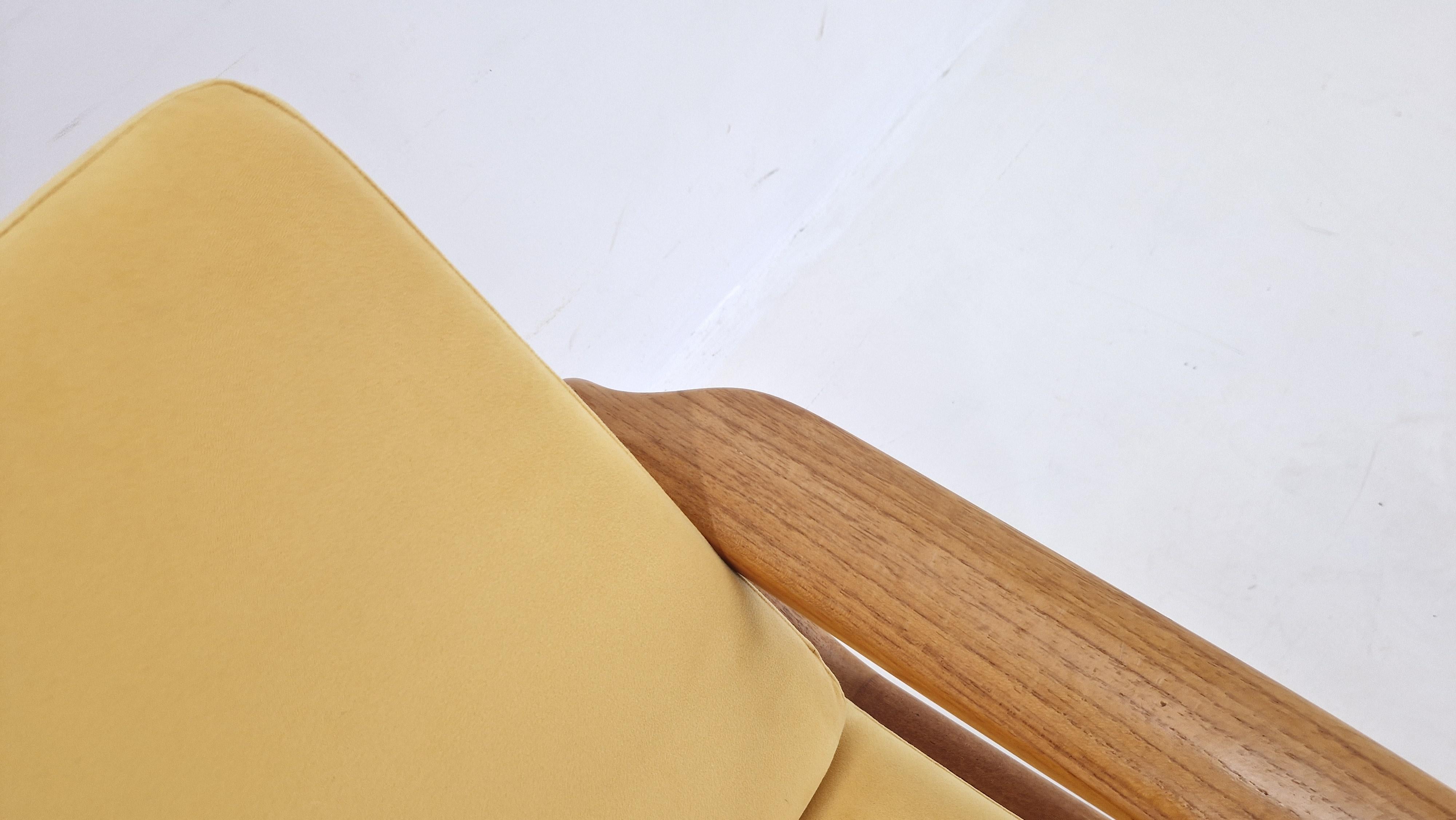 Divano in teak a 2 posti del Medioevo di Juul Kristensen, Danimarca, anni '70 in vendita 1