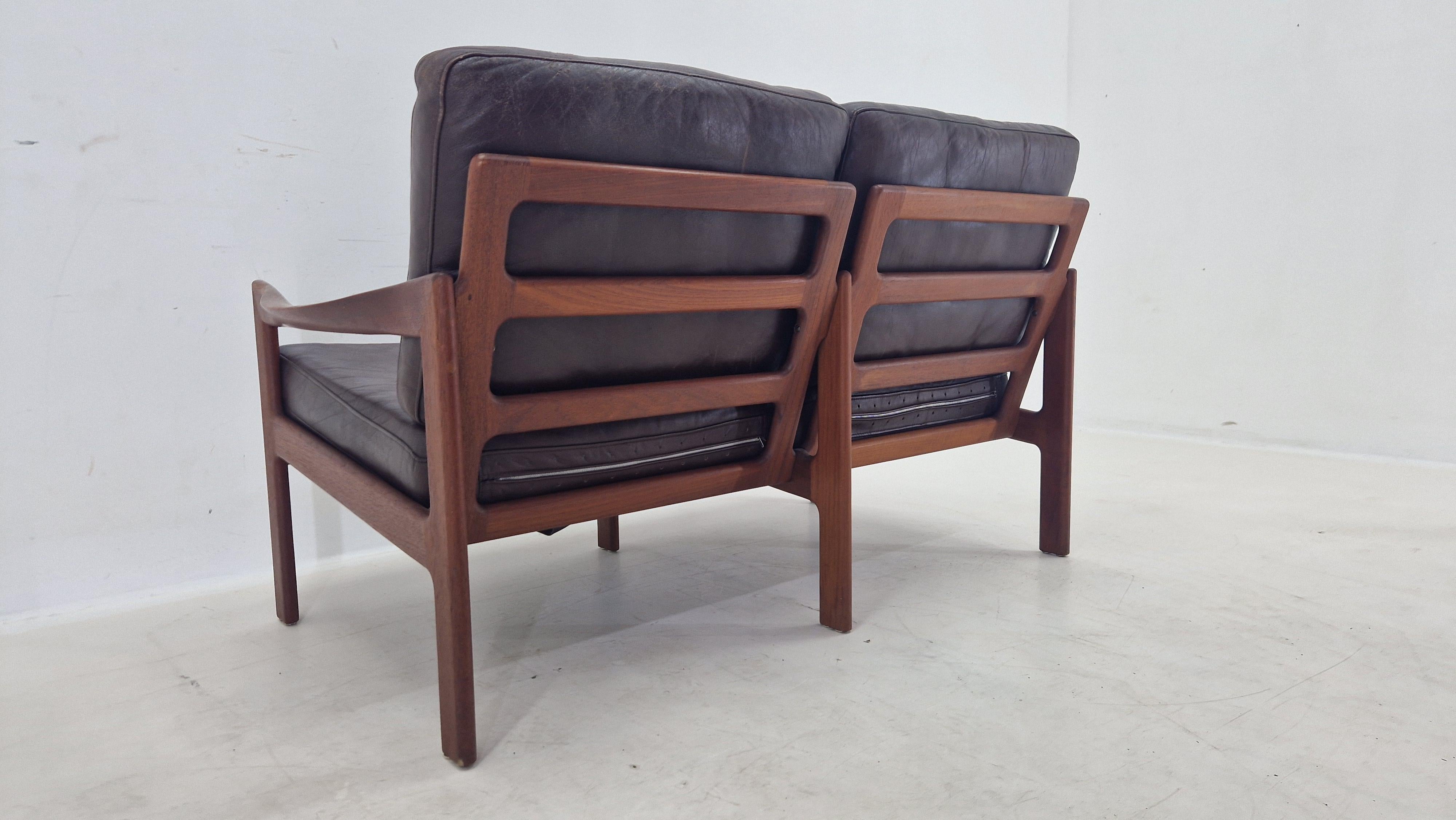 Divano in teak a 2 posti Midcentury Illum Wikkelsø for  Niels Eilersen, Danimarca, anni '70 in vendita 4