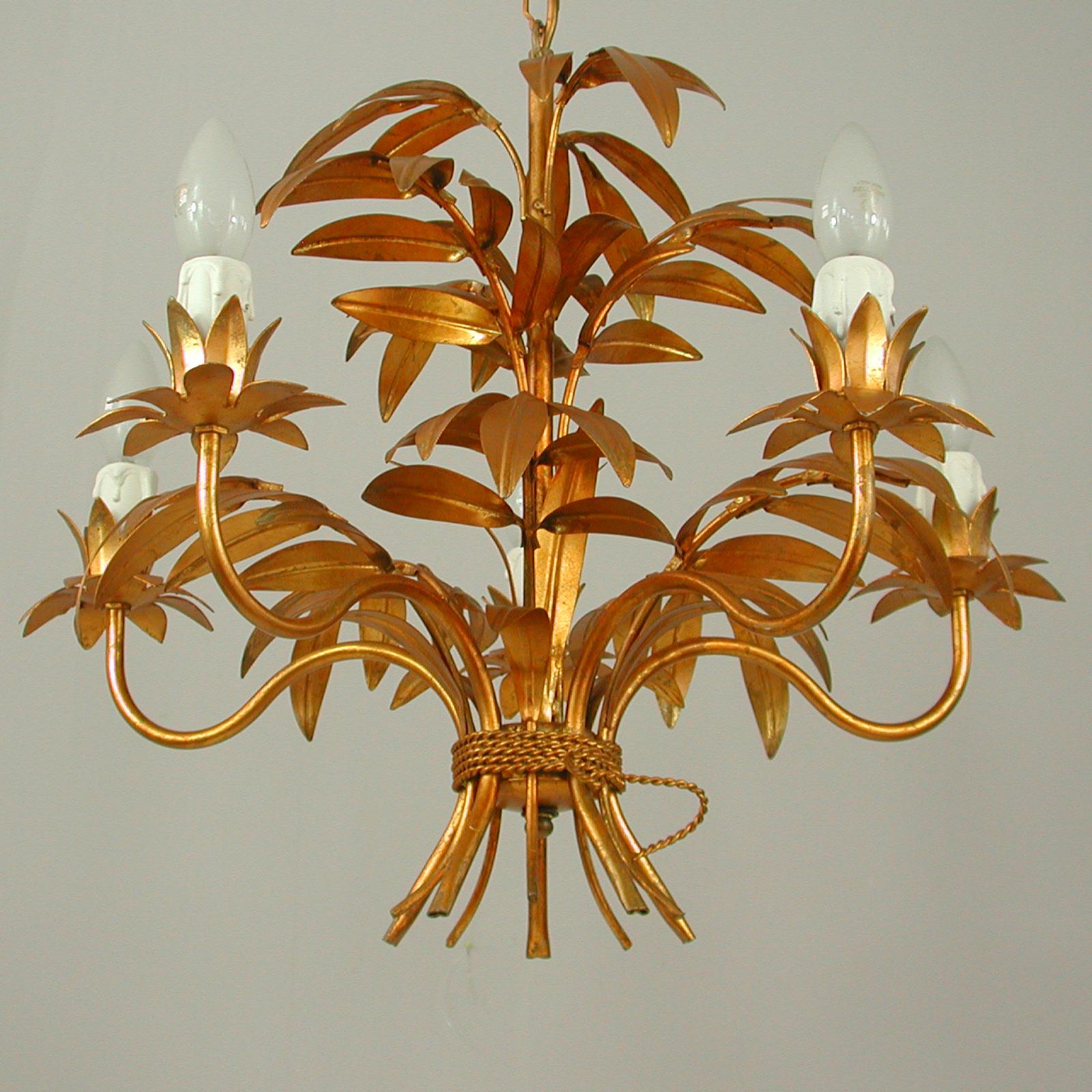 Midcentury 5-Light Gilt Palm Leaf Chandelier by Hans Kögl, 1970s In Good Condition In NUEMBRECHT, NRW