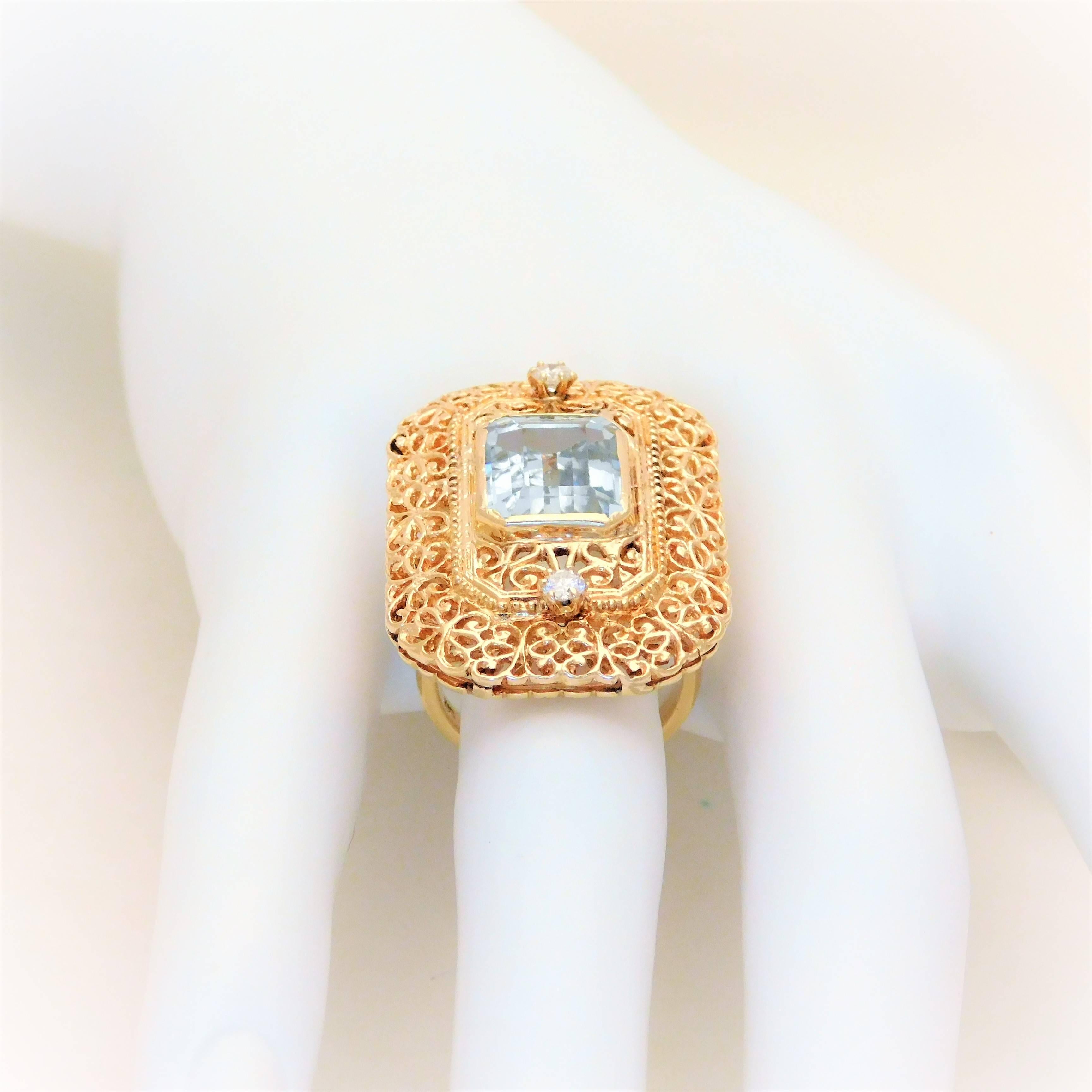 Emerald Cut Midcentury 5.25 Carat Aquamarine and Diamond 14 Karat Gold Statement Ring