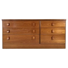 Commodes and Chests of Drawers