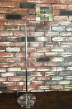 Verstellbare Midcentury-Pharmacy Stehlampe aus Chrom im Stil von Koch & Lowy