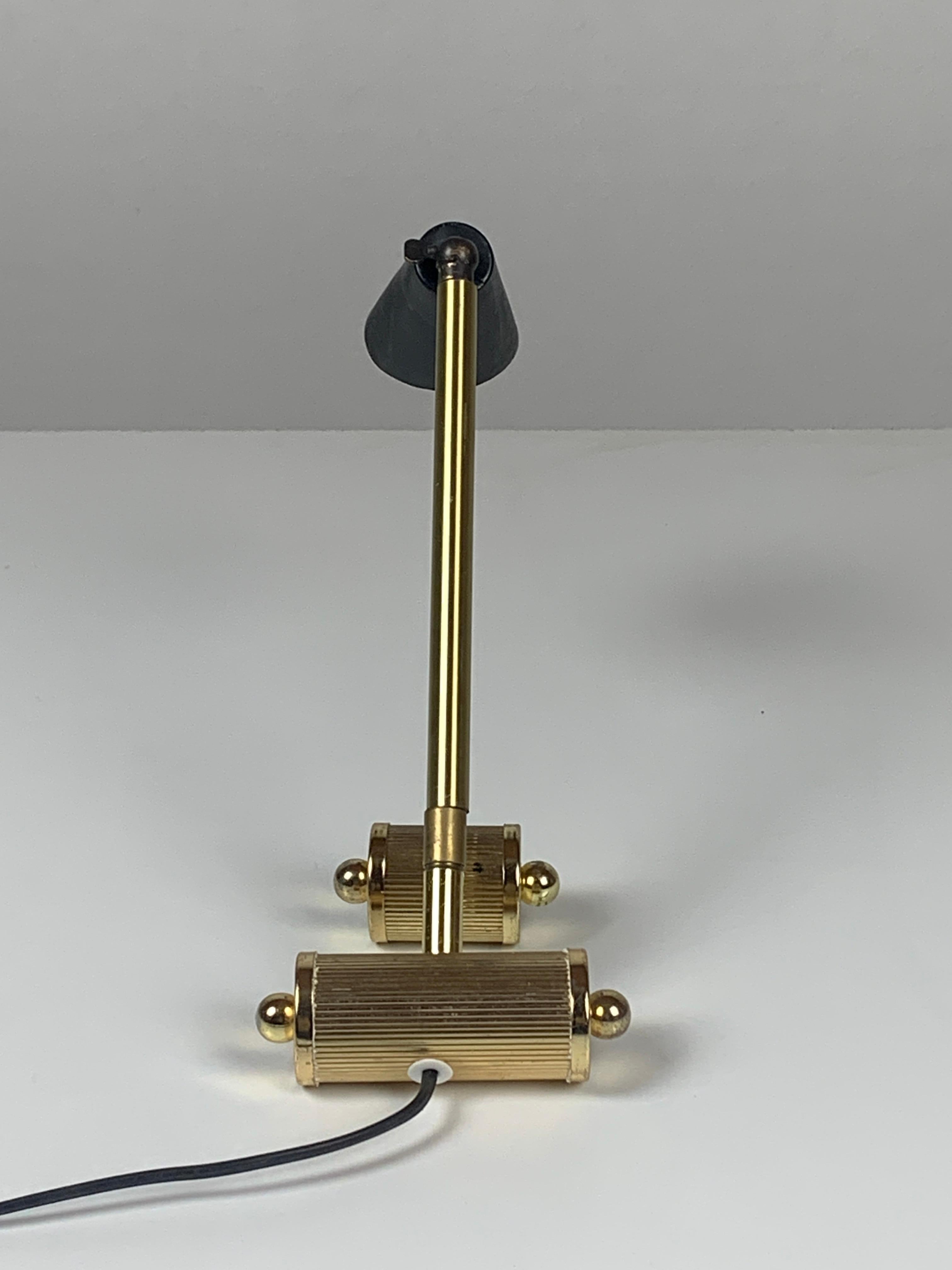 Midcentury adjustable diabolo counter balance architectural desk lamp, 1960s For Sale 5