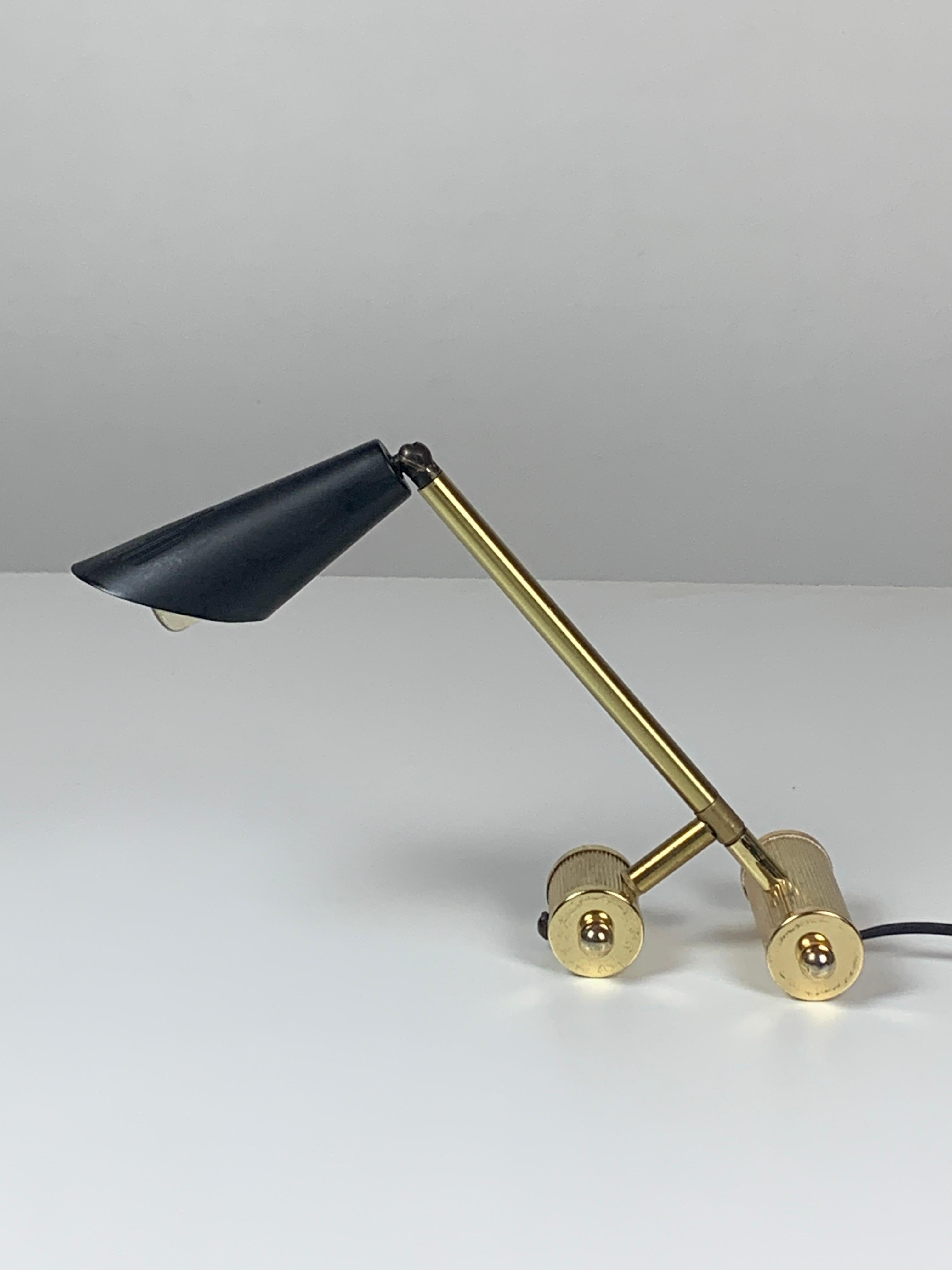 Midcentury adjustable diabolo counter balance architectural desk lamp, 1960s For Sale 6