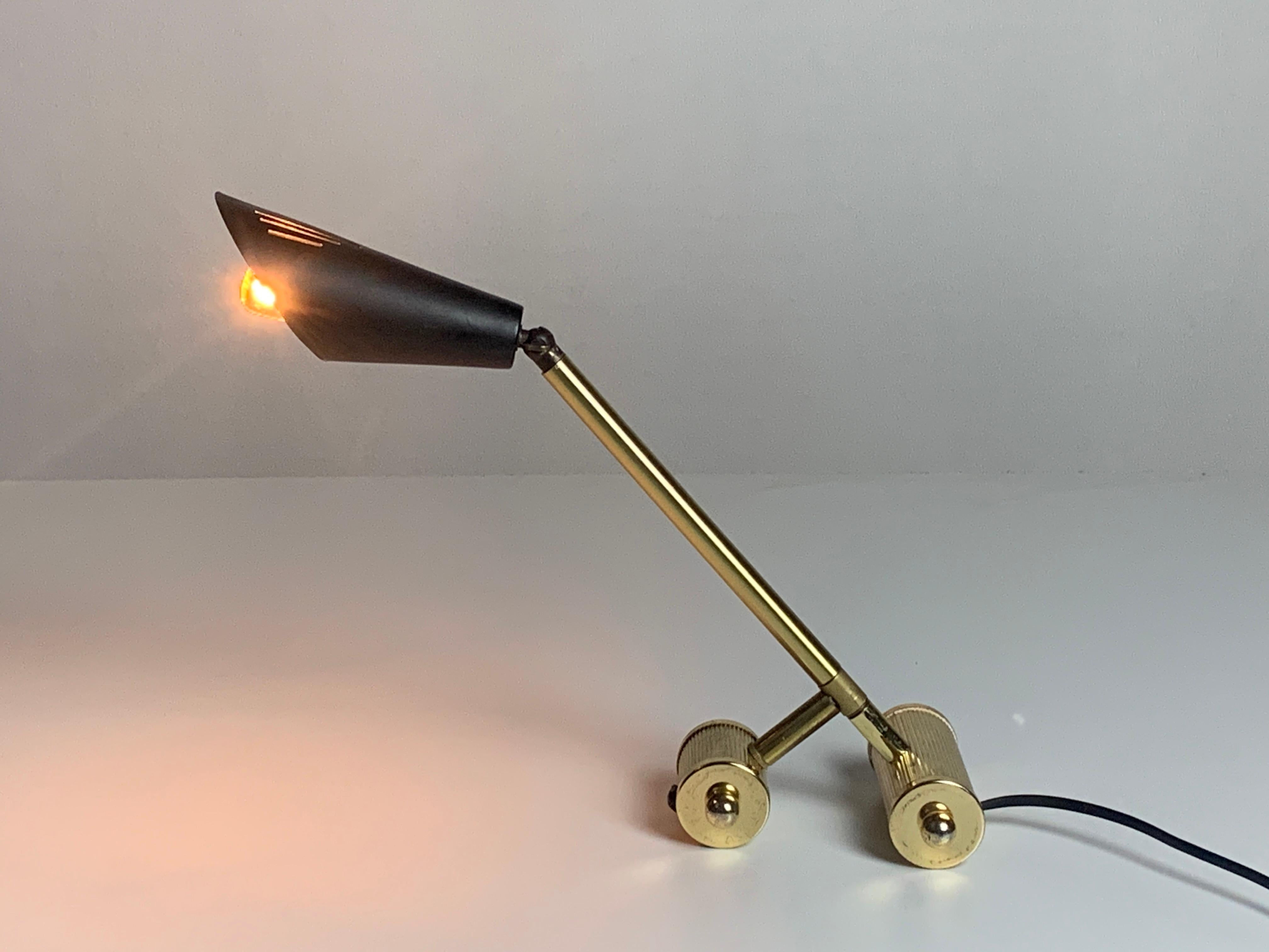 Midcentury adjustable diabolo counter balance architectural desk lamp, 1960s For Sale 9
