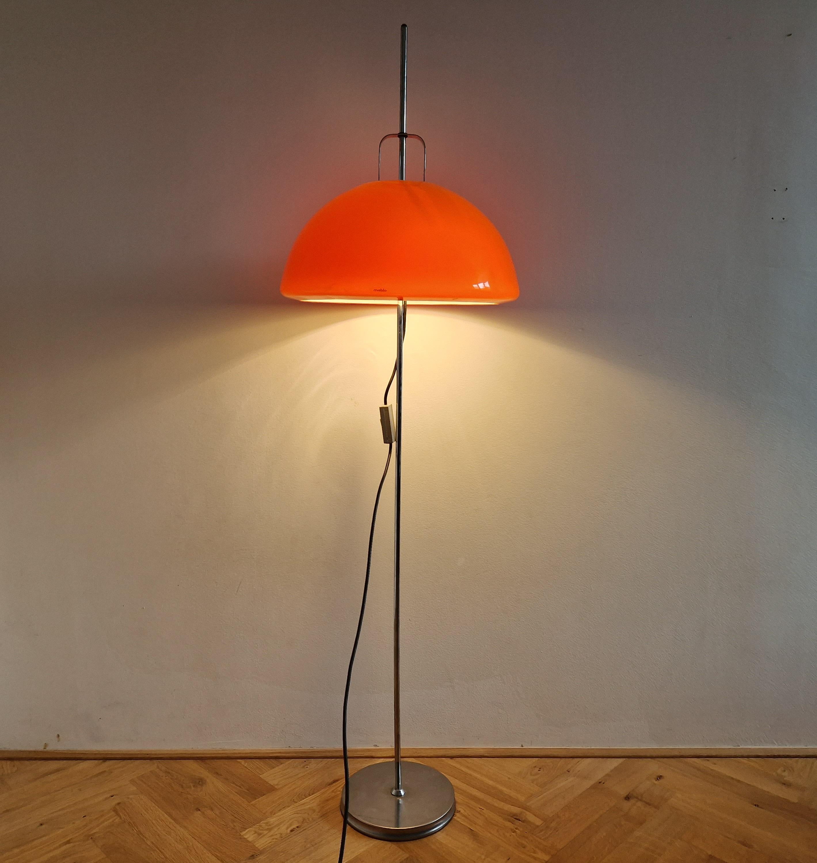 Midcentury Adjustable Floor Lamp Meblo, Harvey Guzzini, Mushroom, Italy, 1970s For Sale 3