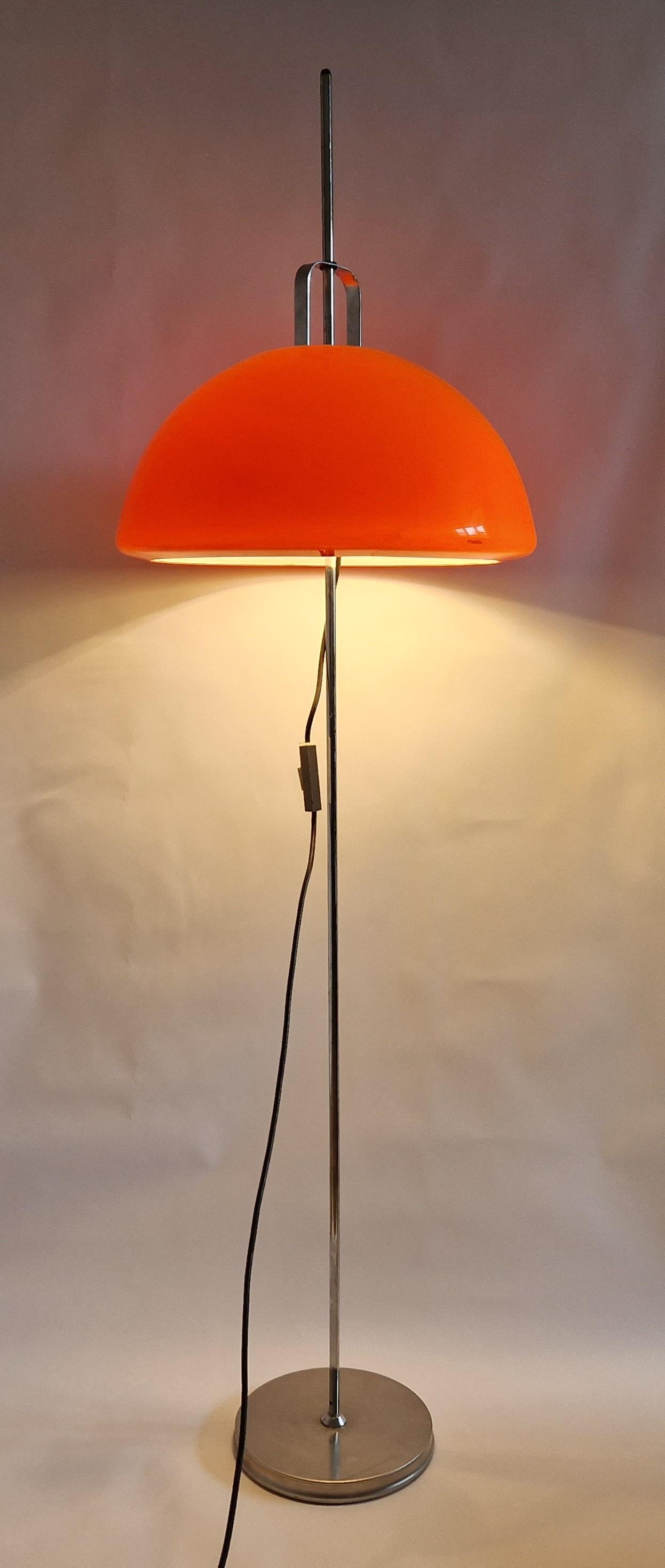 Mid-Century Modern Midcentury Adjustable Floor Lamp Meblo, Harvey Guzzini, Mushroom, Italy, 1970s For Sale