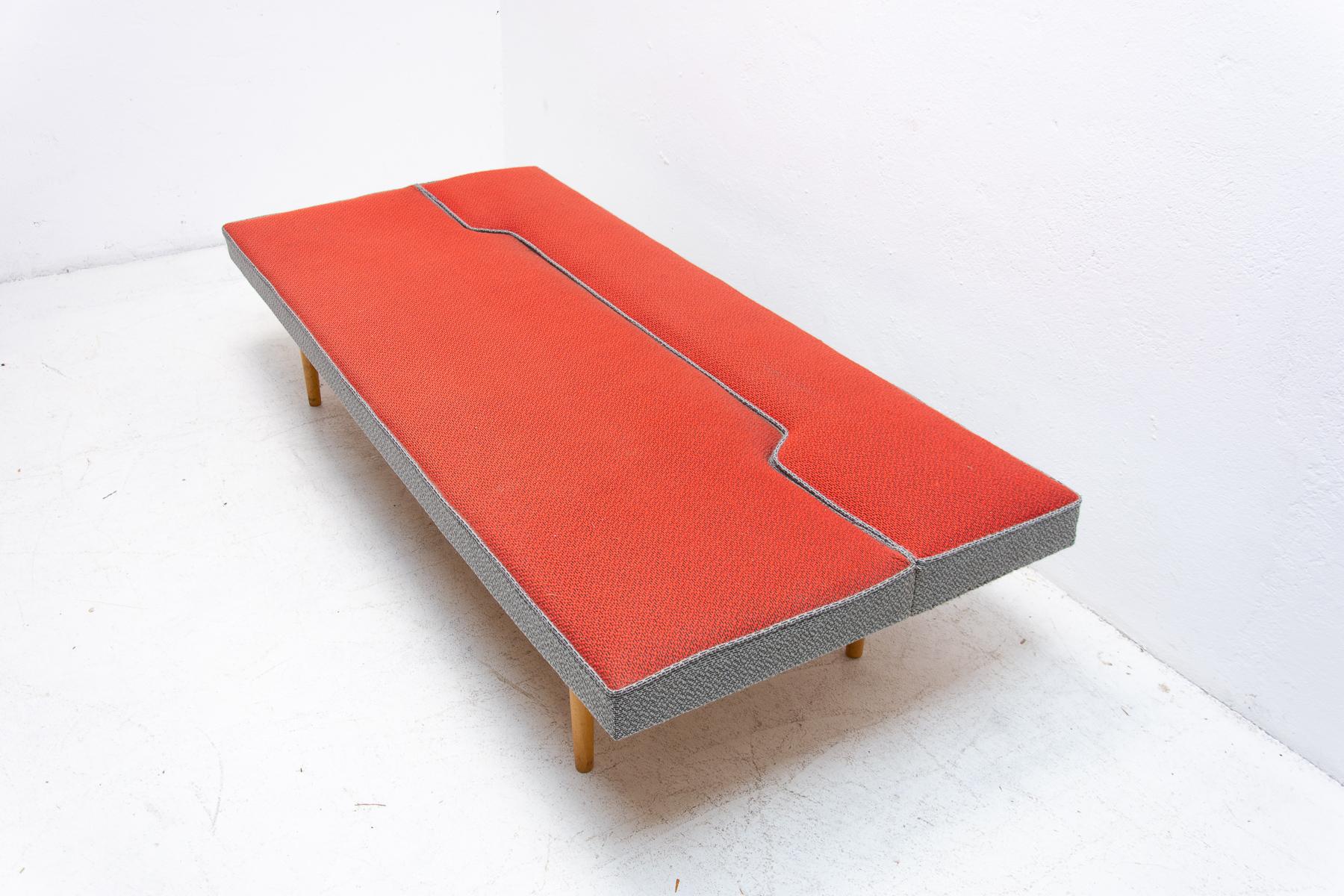 Midcentury Adjustable Sofa Bench by Miroslav Navrátil, 1960s, Czechoslovakia 9
