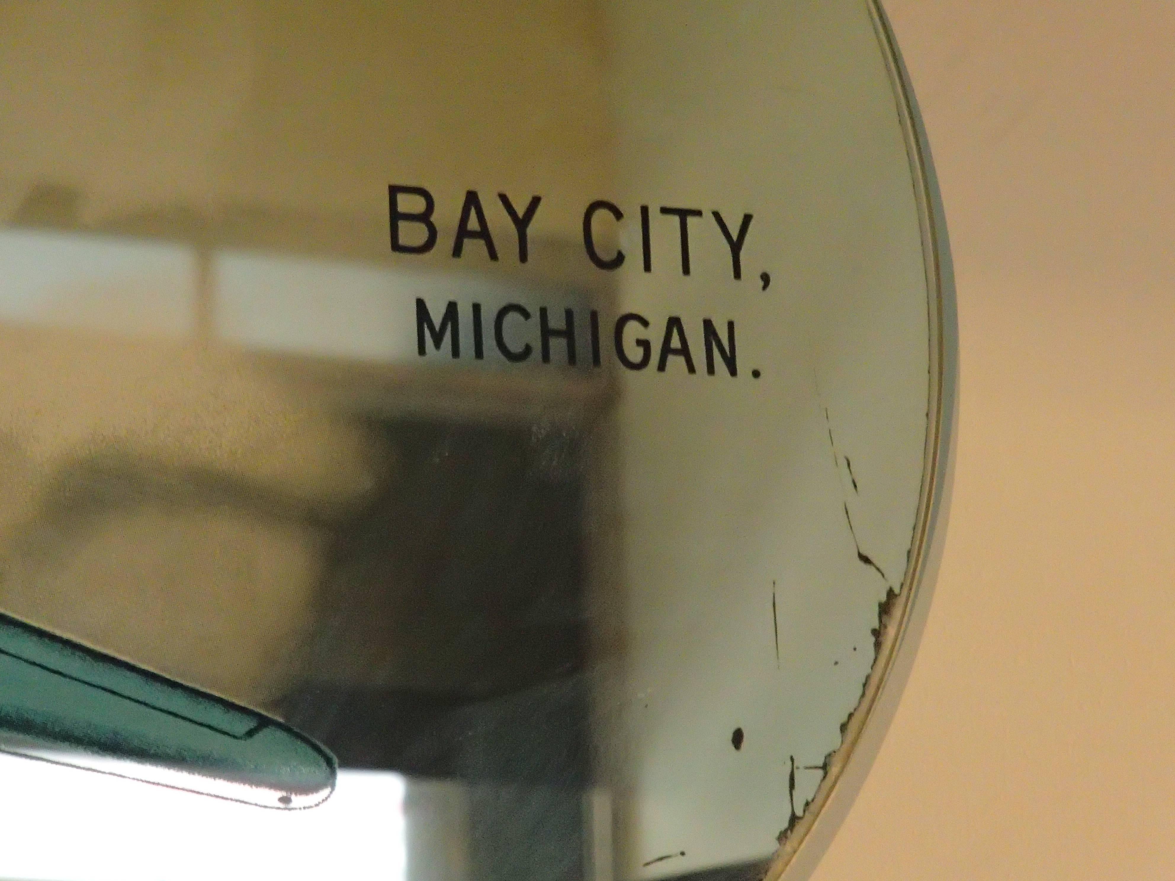 Milieu du XXe siècle Miroir publicitaire du milieu du siècle « Airliner » San Telmo Cigar Co Bay City Michigan en vente