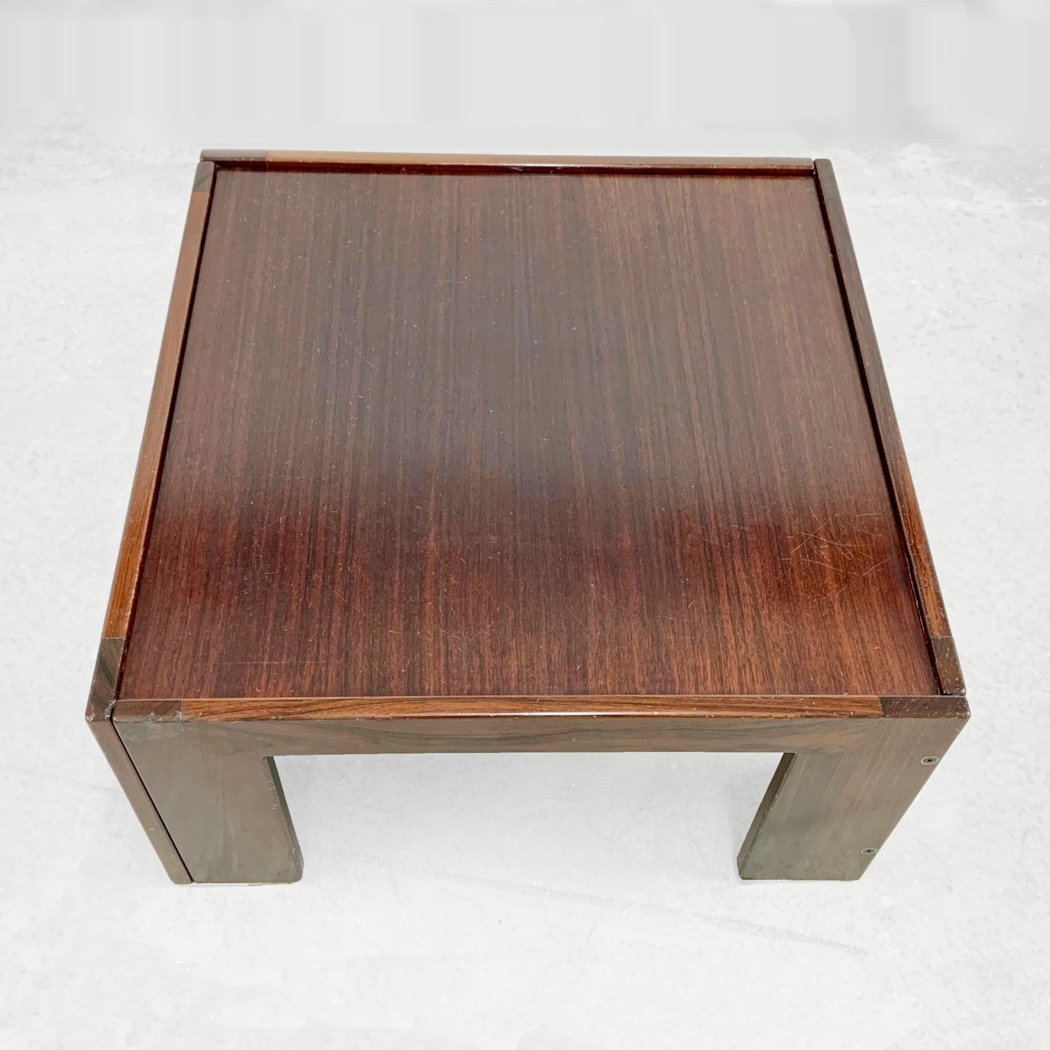 Midcentury Afra and Tobia Scarpa Wood Italian Squared Table for Cassina 1965 For Sale 1