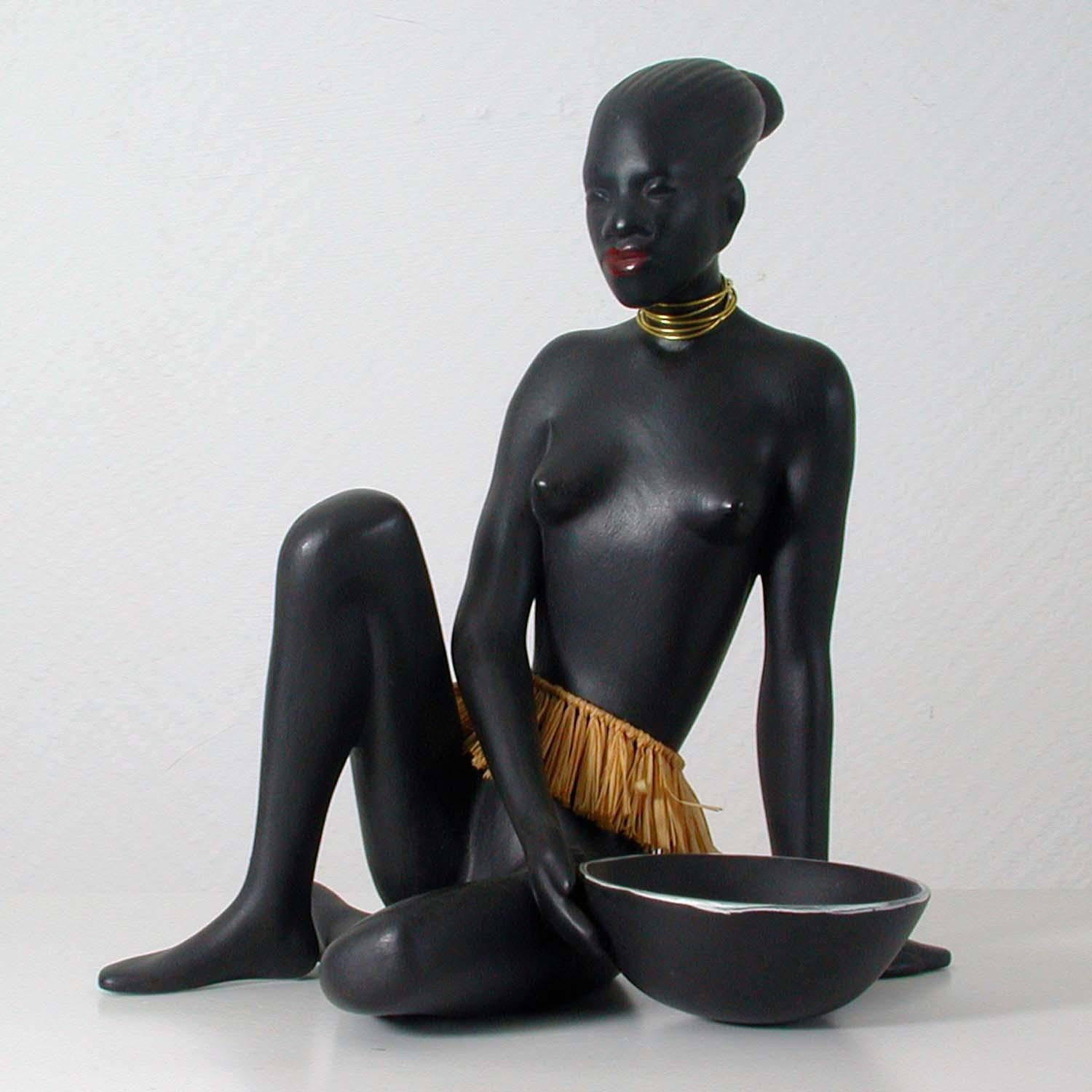 Afrikanische Fraufigur aus der Mitte des Jahrhunderts von Albert Strunz für Cortendorf, 1950er Jahre im Angebot 5