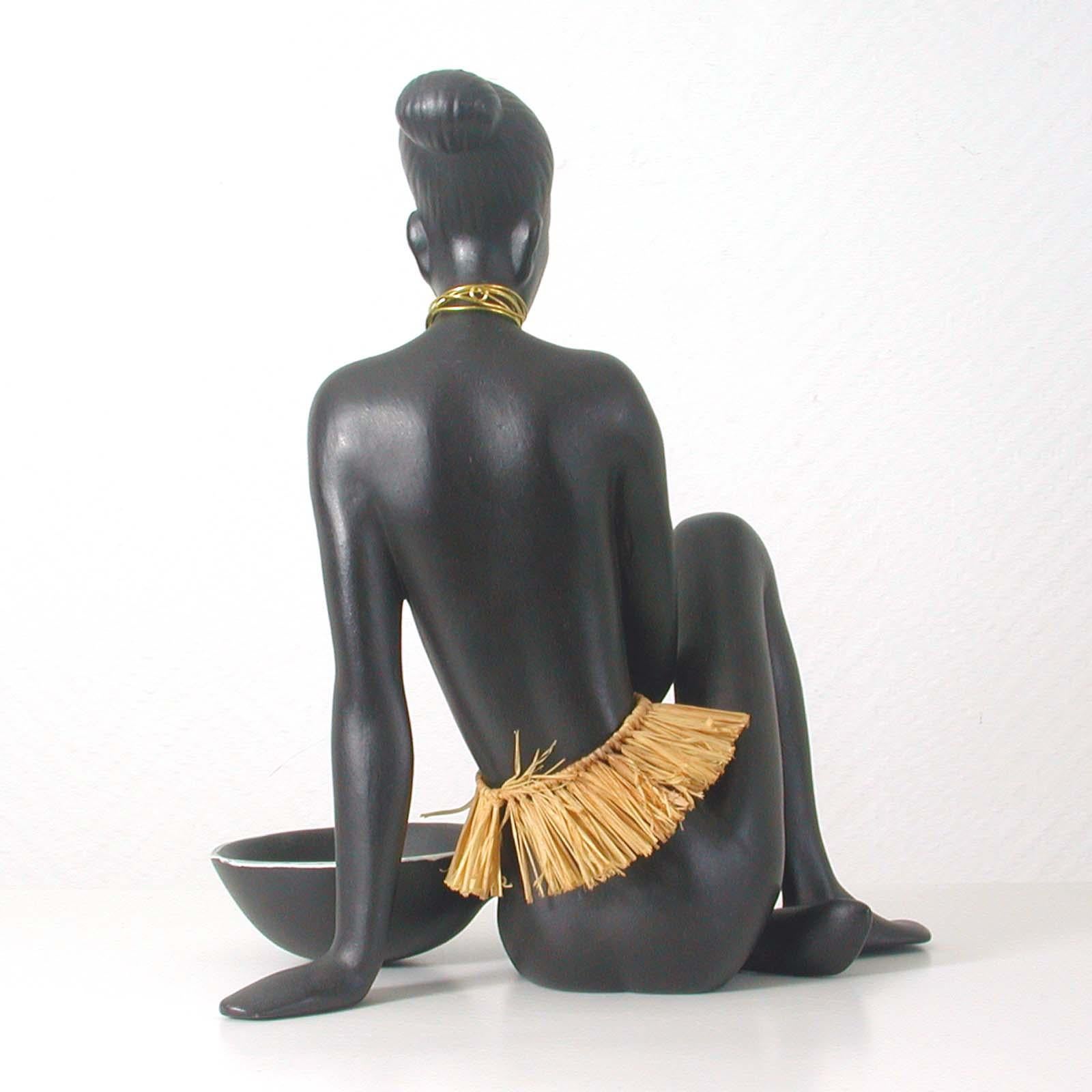 Afrikanische Fraufigur aus der Mitte des Jahrhunderts von Albert Strunz für Cortendorf, 1950er Jahre (Deutsch) im Angebot