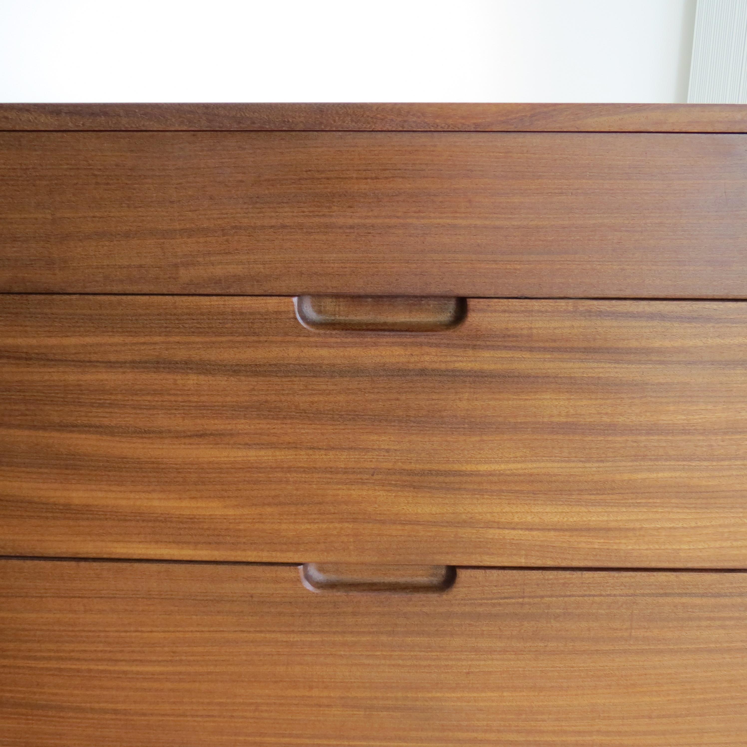 Mid-Century Afrormosia Chest of Drawers by Richard Hornby for Fyne Ladye, 1960s In Good Condition In Stow on the Wold, GB