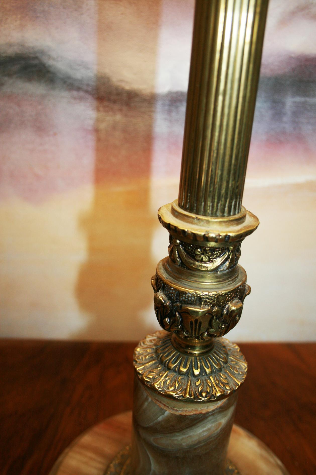 Table Lamp Alabaster Onix Caramel and Brass Large Column Early 20th Century For Sale 11