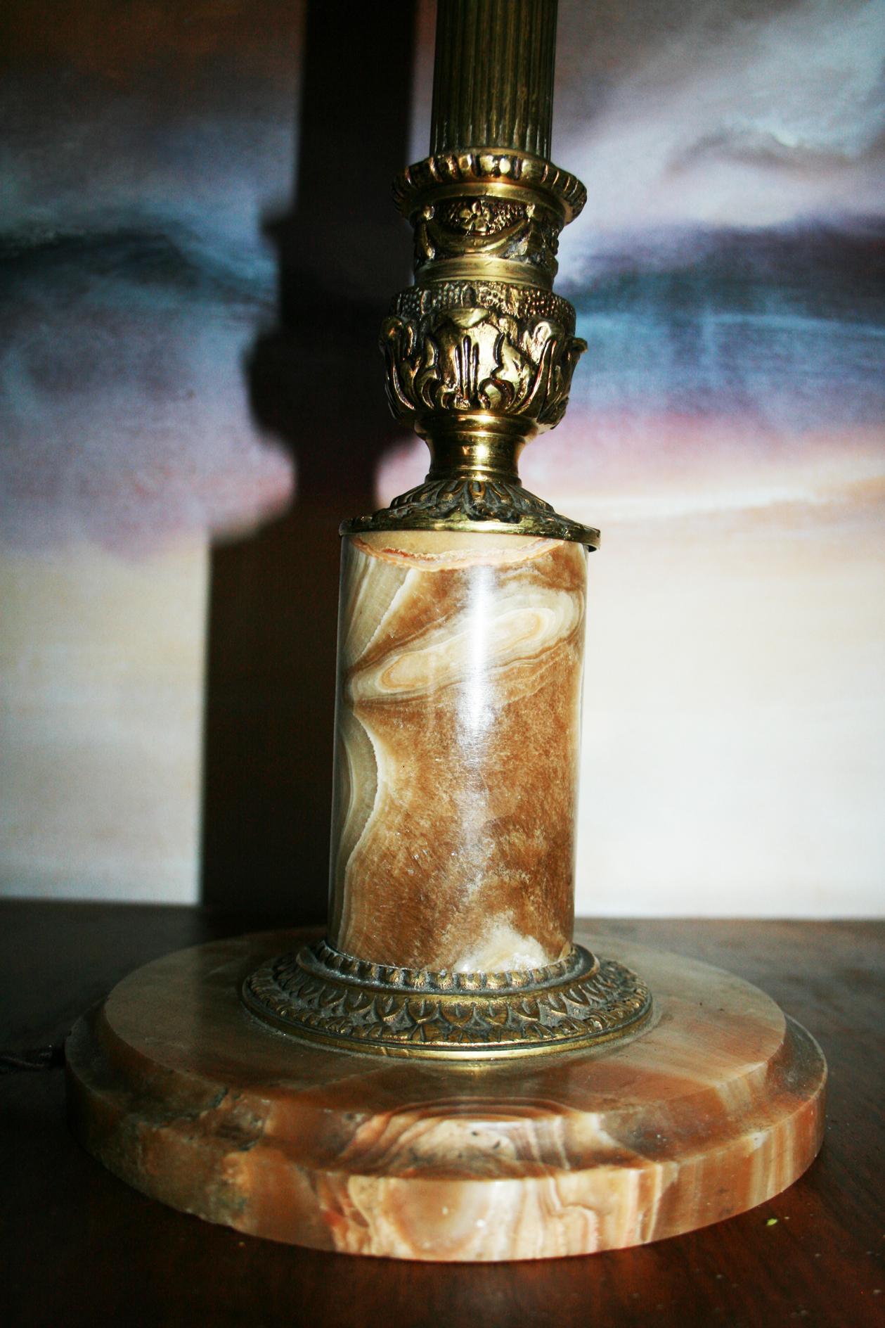 Table Lamp Alabaster Onix Caramel and Brass Large Column Early 20th Century For Sale 13