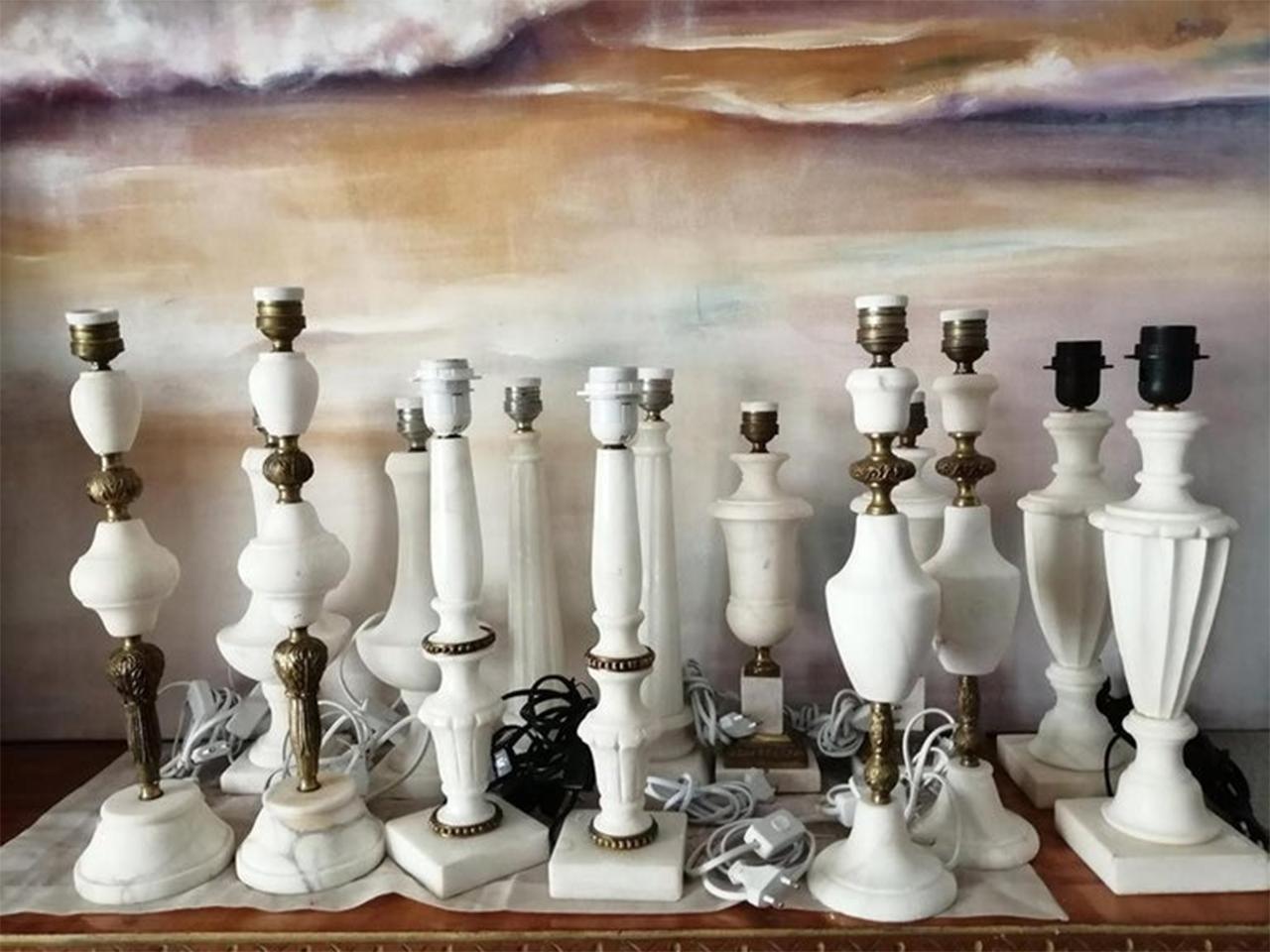 albâtre blanc naturel  Paire de lampes de table  Italie 20ème siècle  Excellent état - En vente à Mombuey, Zamora