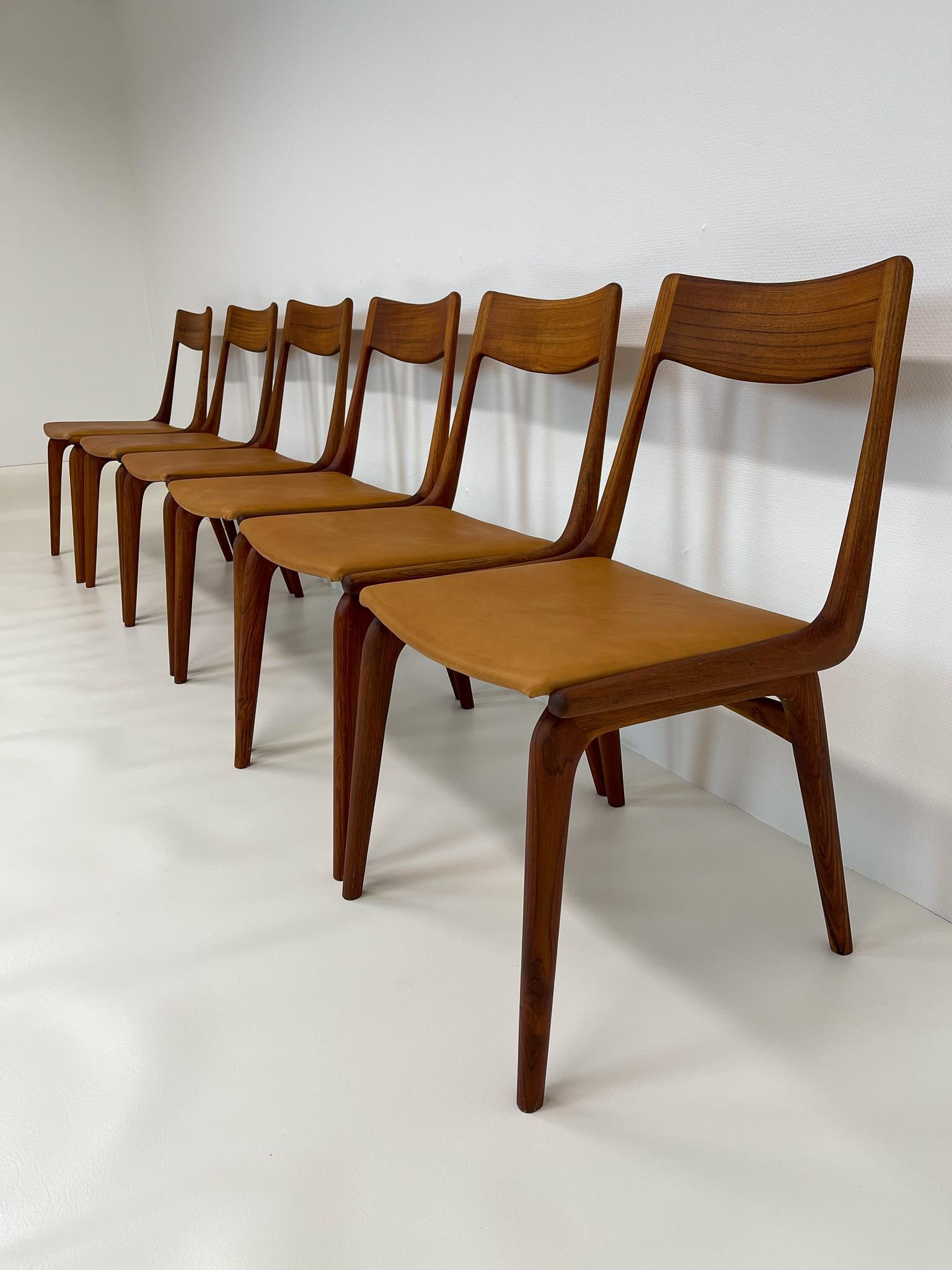 Midcentury Alfred Christiansen Teak and Leather 'Boomerang' Chairs 4