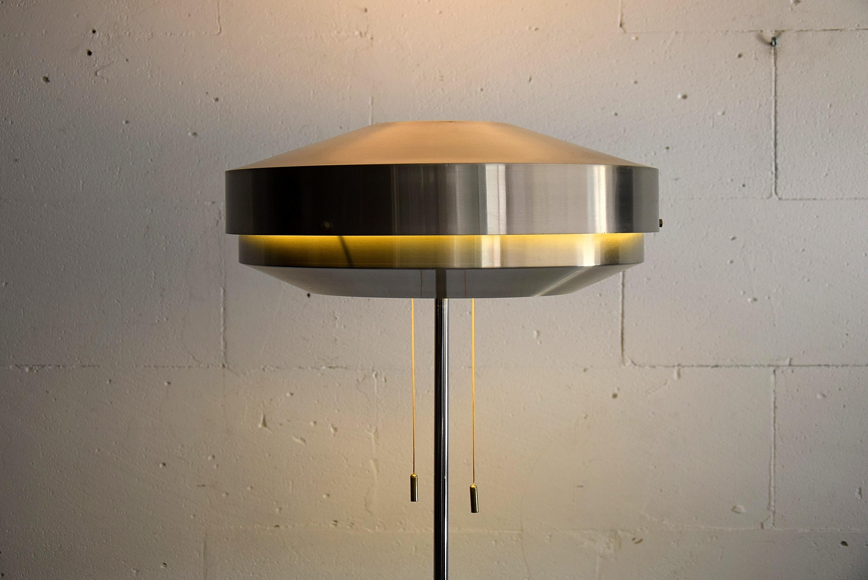 ufo floor lamp