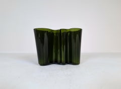 Midcentury Alvar Aalto Large Green 3030 Savoy Vase in Dark Green Iittala 1950s