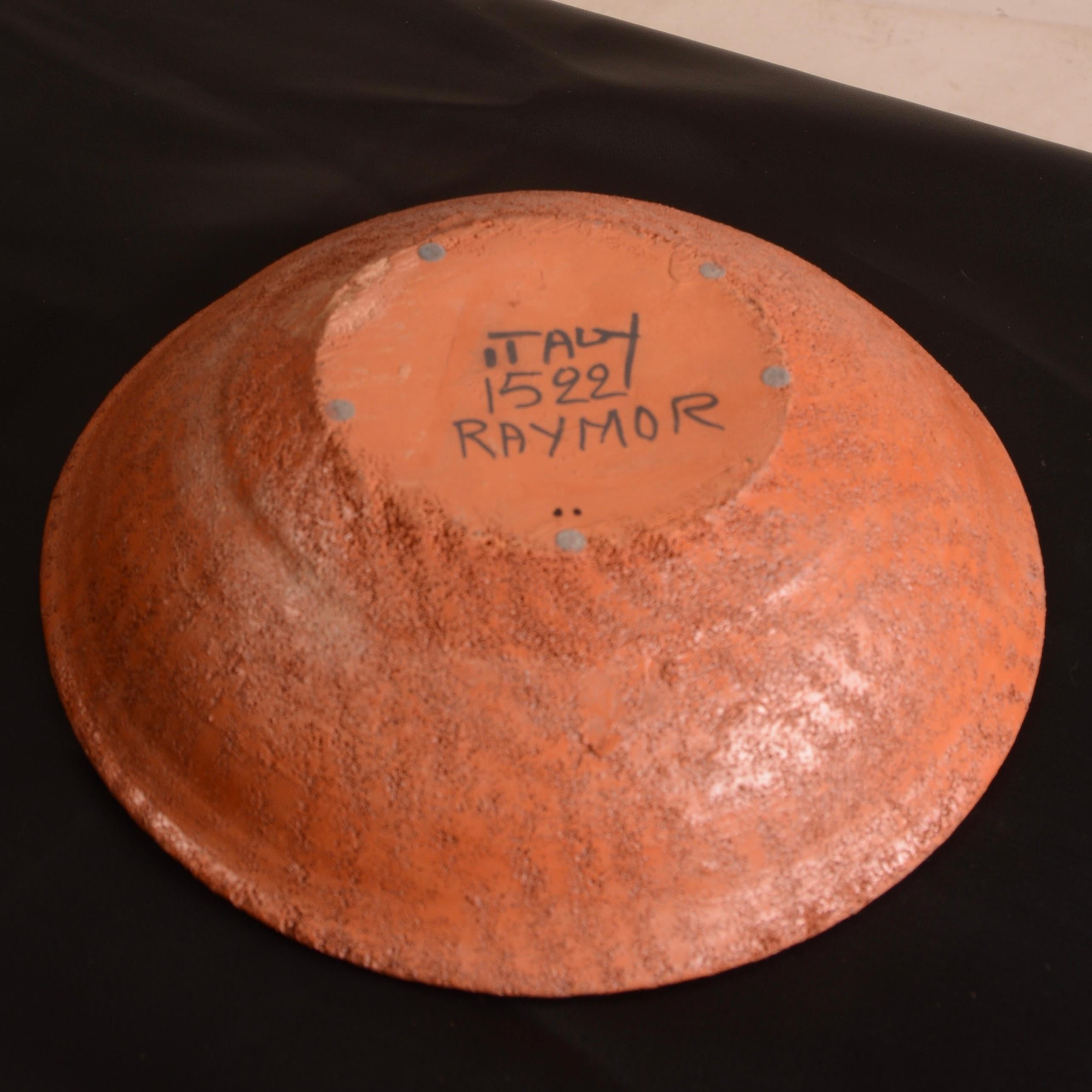 Metà XX secolo Ciotola da centrotavola in ceramica italiana di metà secolo Alvino Bagni per Raymor in vendita