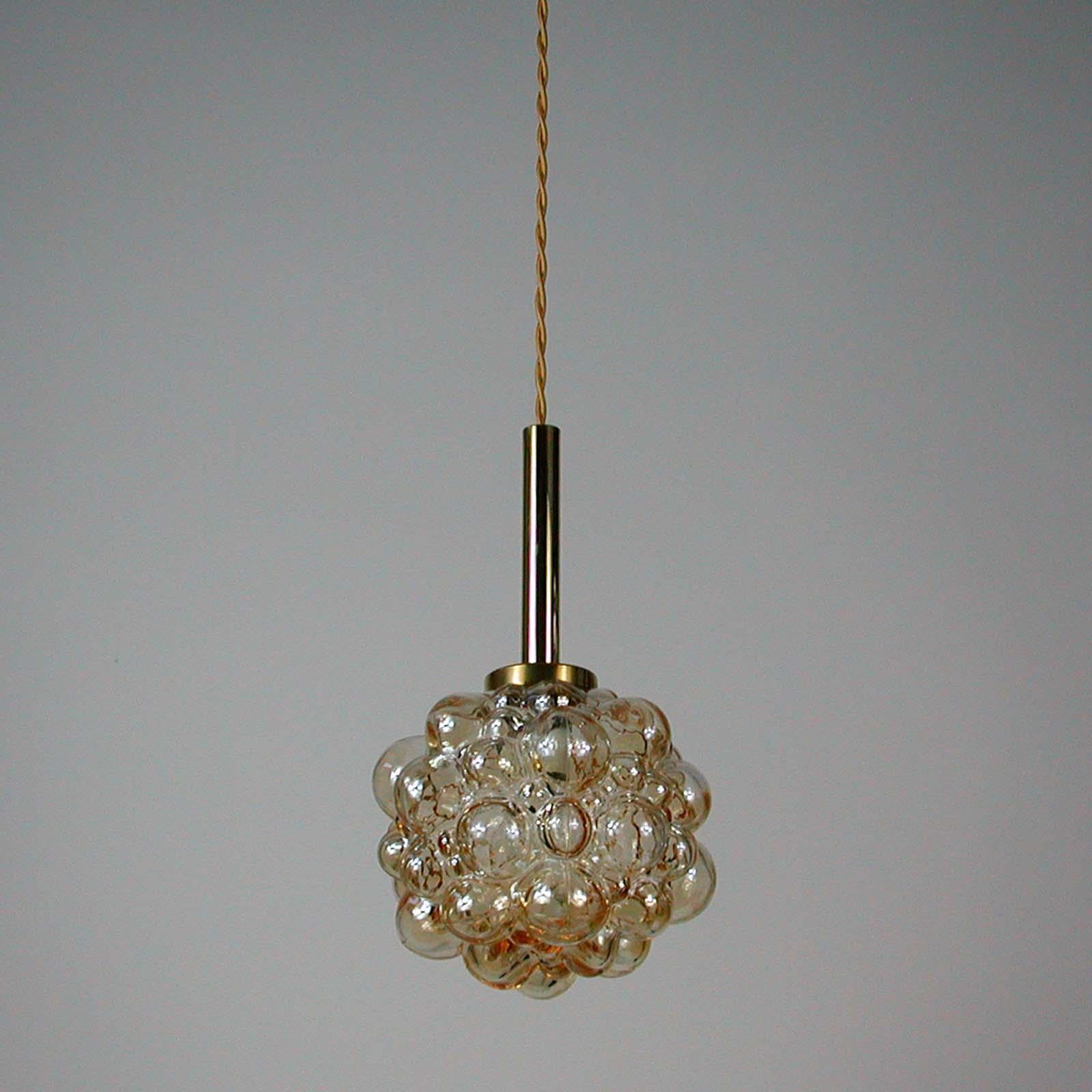 Midcentury Amber Bubble Pendant by Helena Tynell for Limburg, 1960s In Good Condition In NUEMBRECHT, NRW