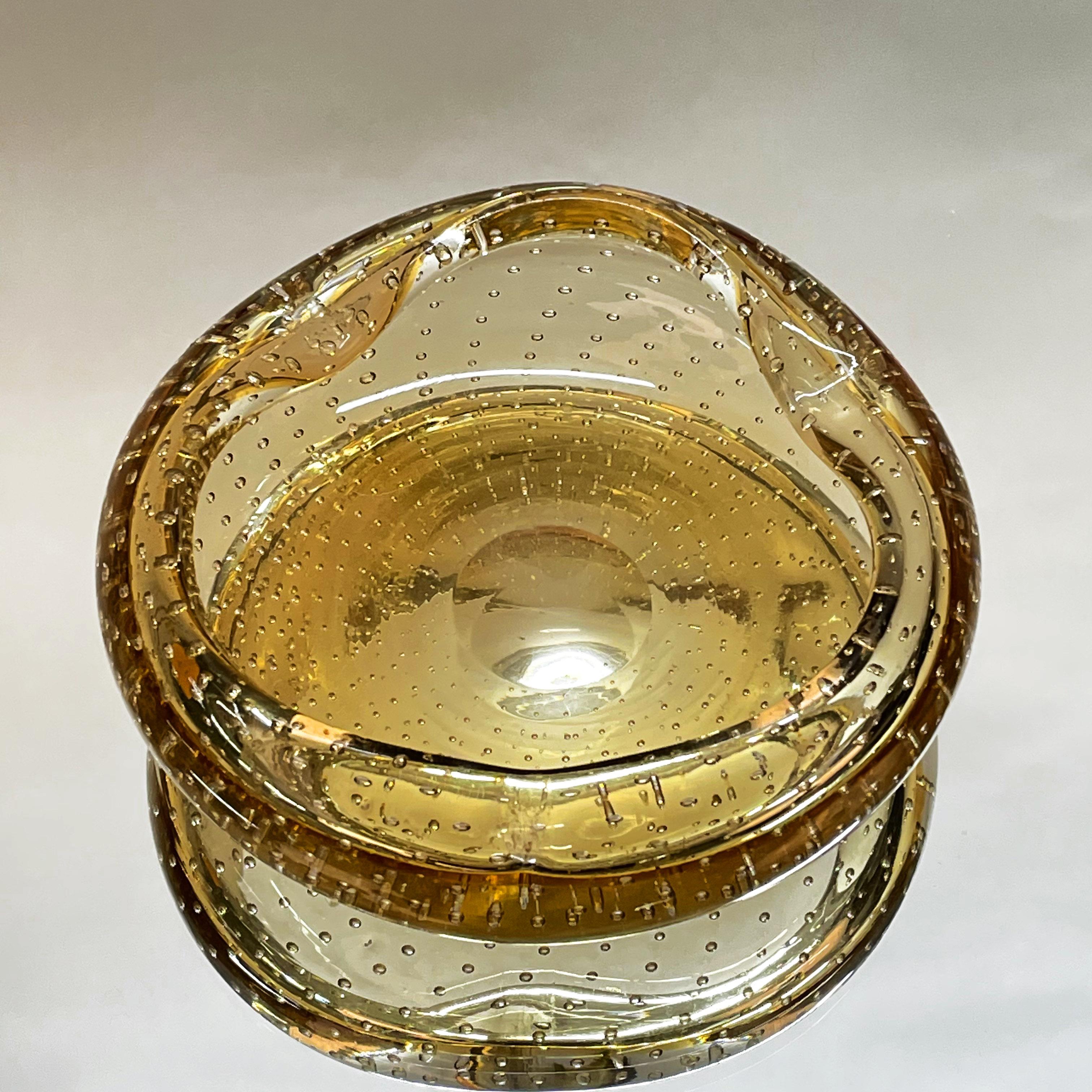 Bernsteingelbe Murano Glass Sommerso