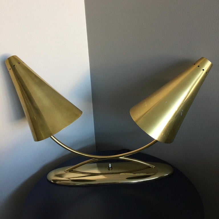 Midcentury American Brass Twin Desk or Side Lamp by Laurel For Sale at
