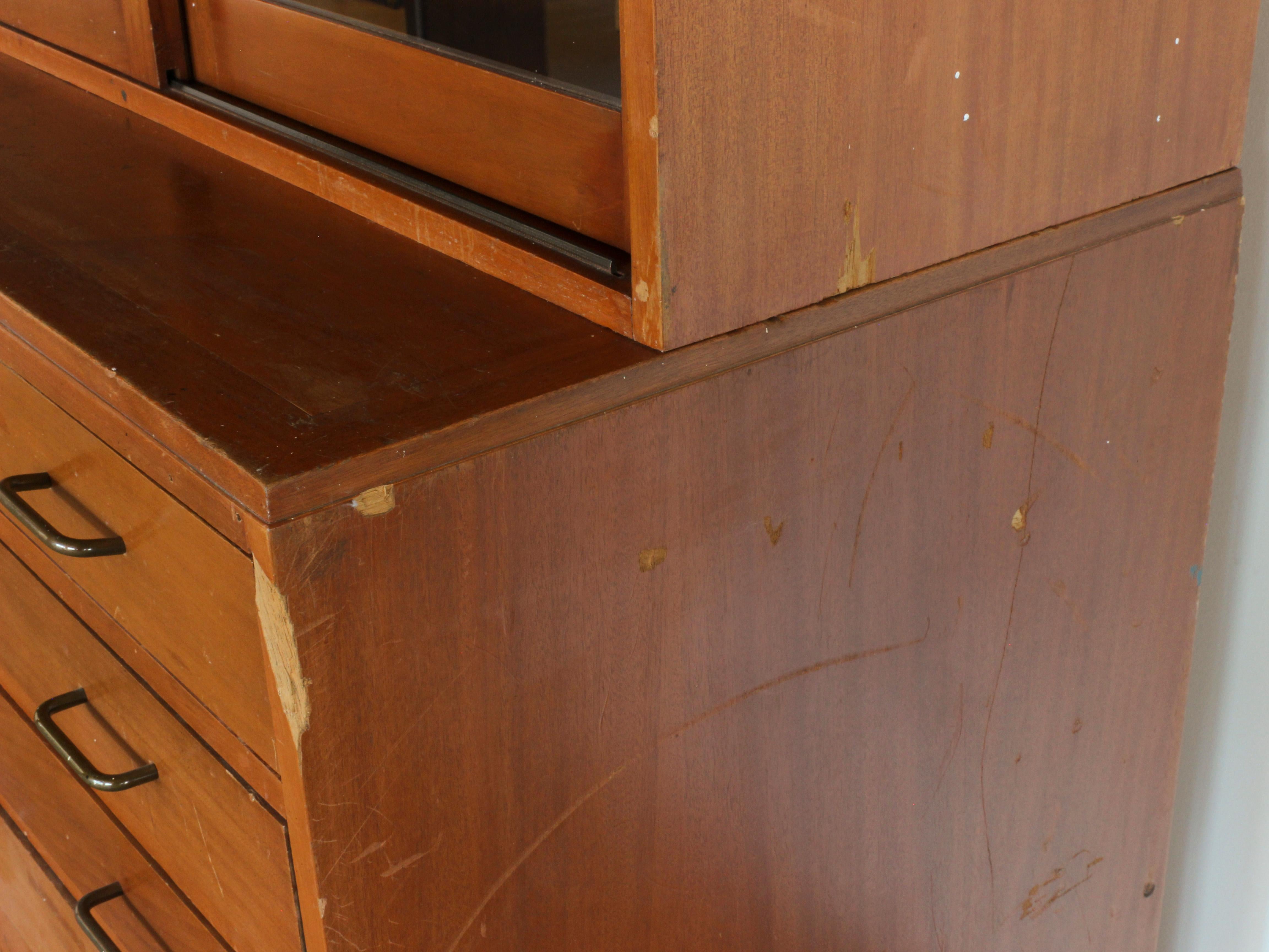 Midcentury American Mahogany Bookcase For Sale 2