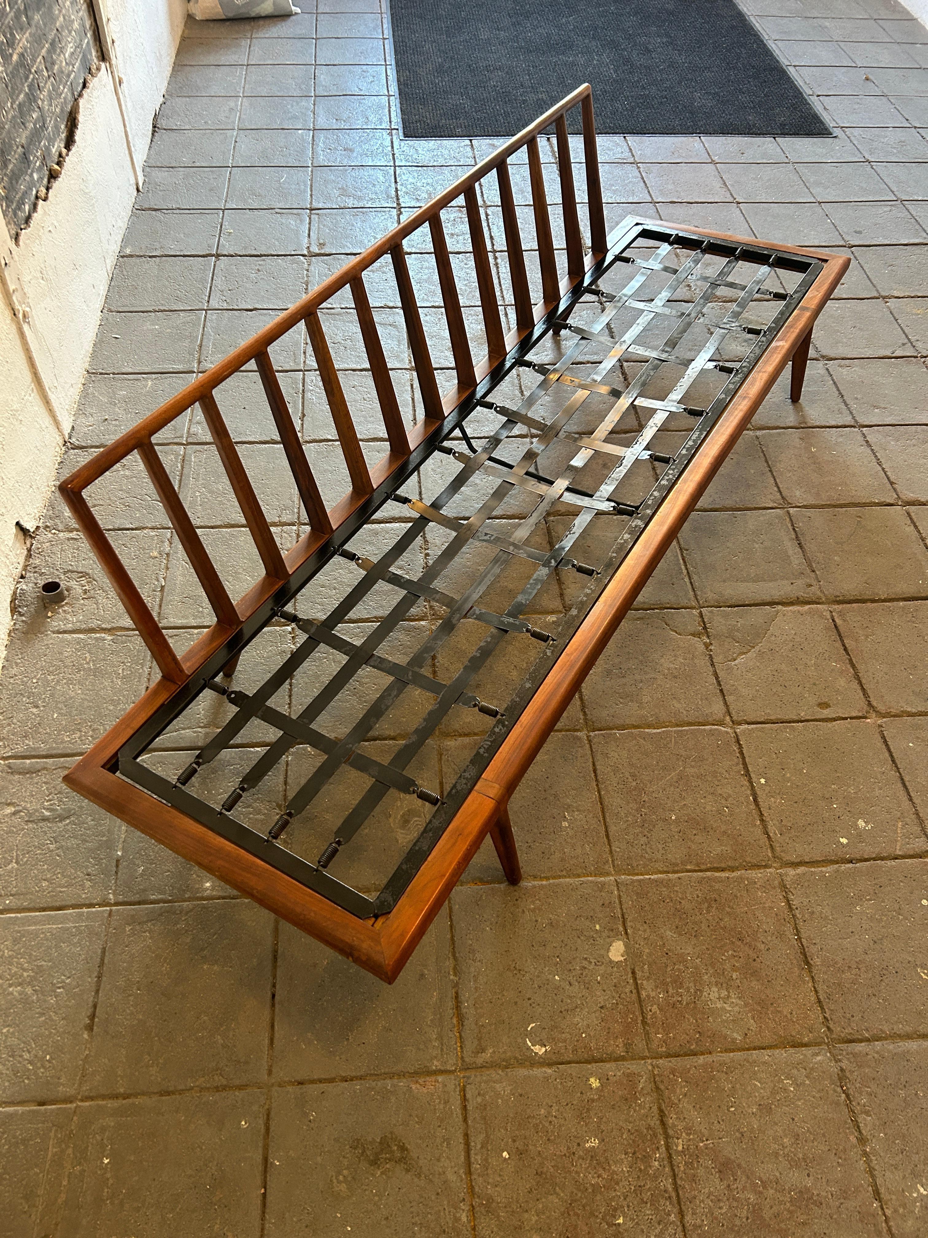 Midcentury American Modern Mel Smilow Solid Walnut Frame Sofa or Daybed For Sale 7
