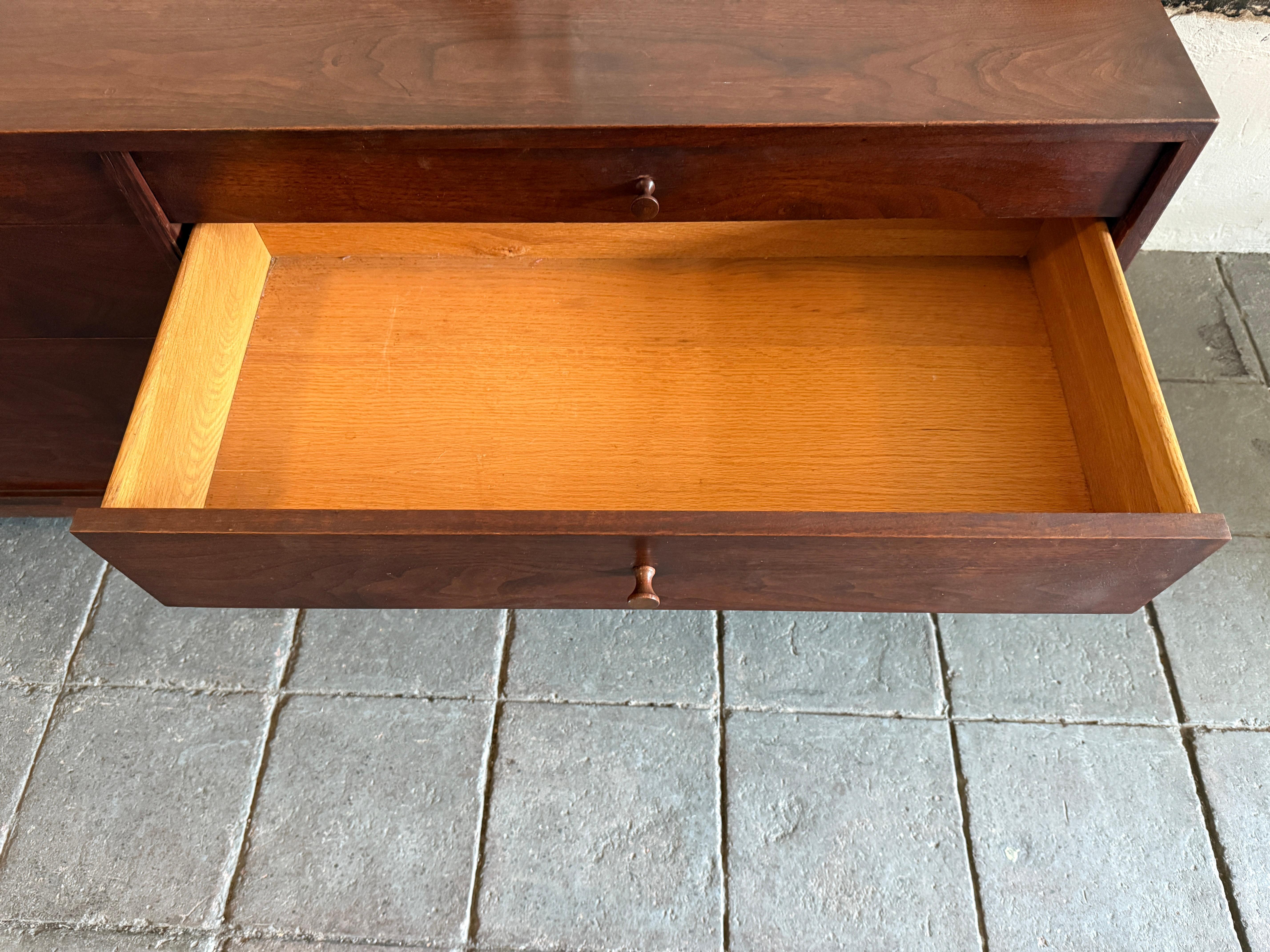 Midcentury American Studio Craft Walnut 8-Drawer Dresser by Richard Artschwager 2
