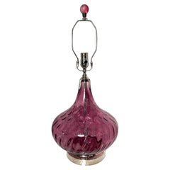 Lampe de table en verre améthyste du milieu du siècle