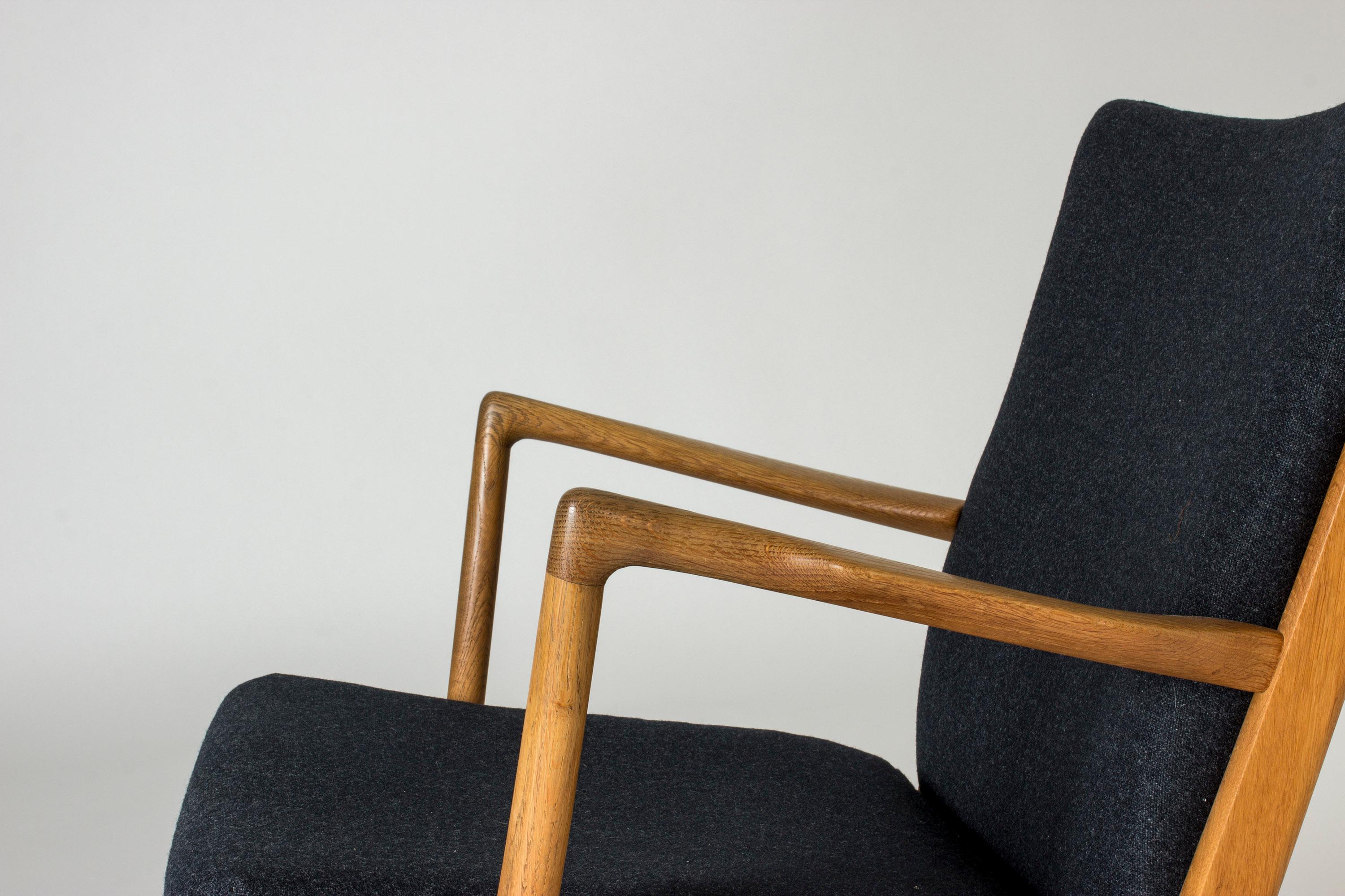 Oak Midcentury “AP 16” Lounge Chair by Hans J. Wegner, 1960s For Sale