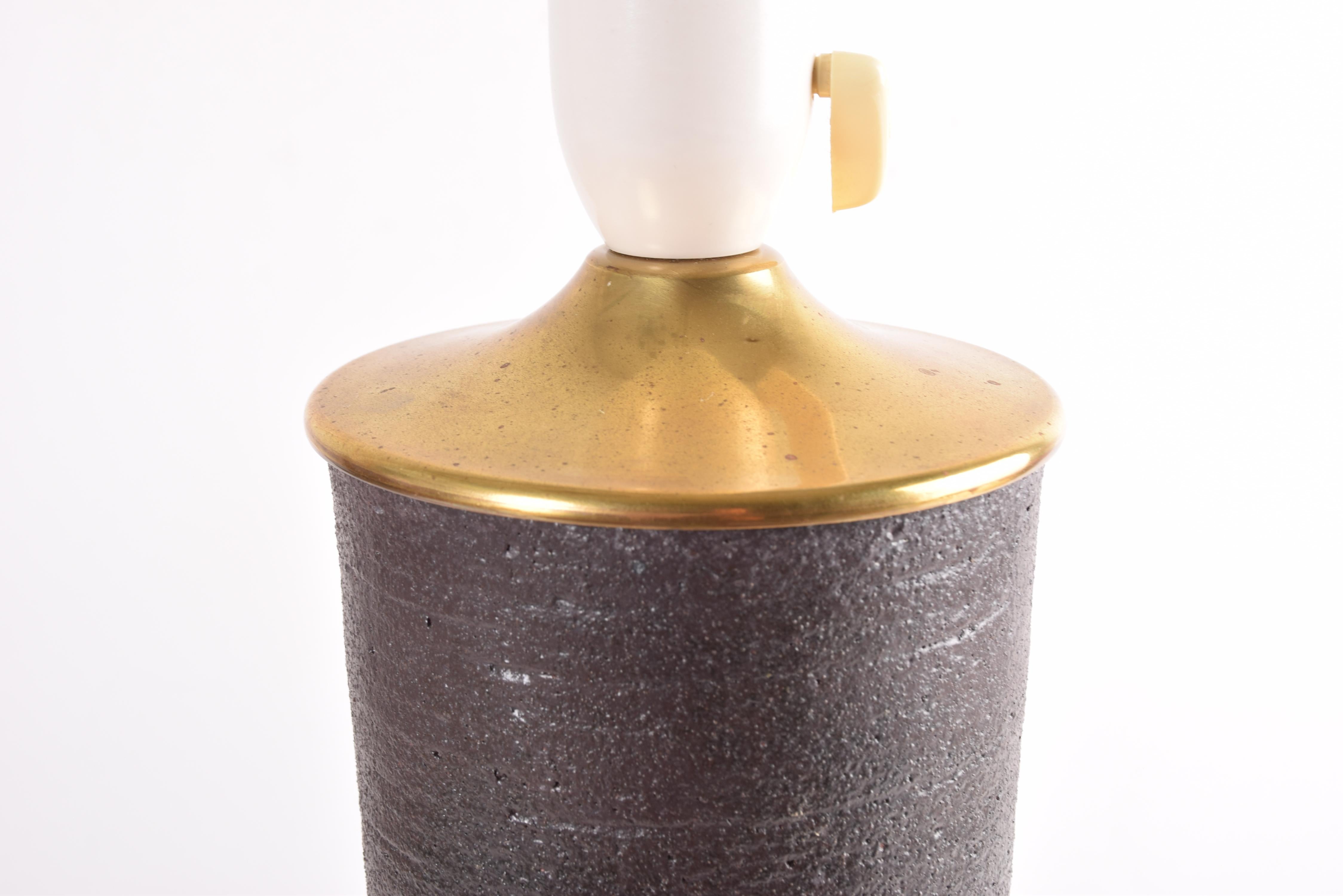 Ceramic Midcentury Arabia Finland Tall Table Lamp Brown with Brass, Liisa Hallamaa 1960s For Sale
