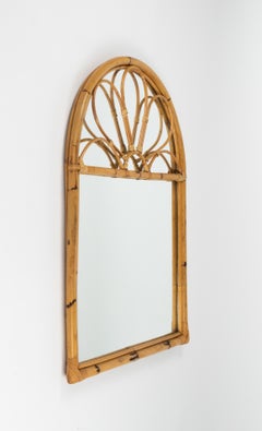 Midcentury Arch Wall Mirror in Bamboo & Rattan Vivai Del Sud Style, Italy 1970s