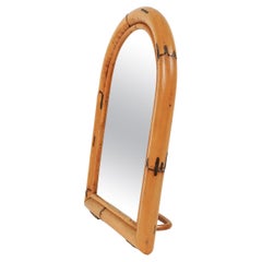 Specchio da tavolo ad arco in bambù e rattan del Medioevo, Italia, anni '70
