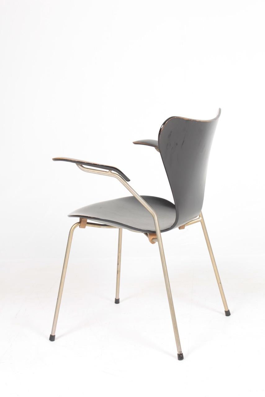 Sessel von Arne Jacobsen aus der Jahrhundertmitte:: 1950er Jahre (Skandinavische Moderne) im Angebot